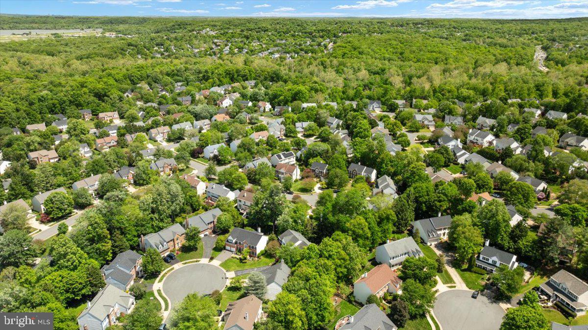 CASCADES/POTOMAC - Residential