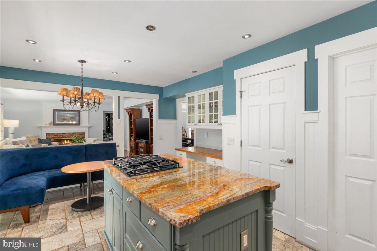 CASCADES/POTOMAC - Residential