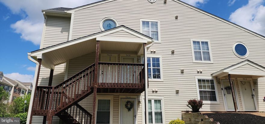 This updated condo offers two comfortable bedrooms and two full bathrooms, with fresh paint and new carpet that make the space feel bright and move‑in ready. The open living area leads to a private balcony, giving you a quiet spot to relax outdoors. The community sits in a convenient part of Manassas, close to everyday essentials like grocery stores, restaurants, coffee shops, and retail options, with quick access to Old Town Manassas, the VRE, parks, and major commuter routes, making daily life easy and connected.