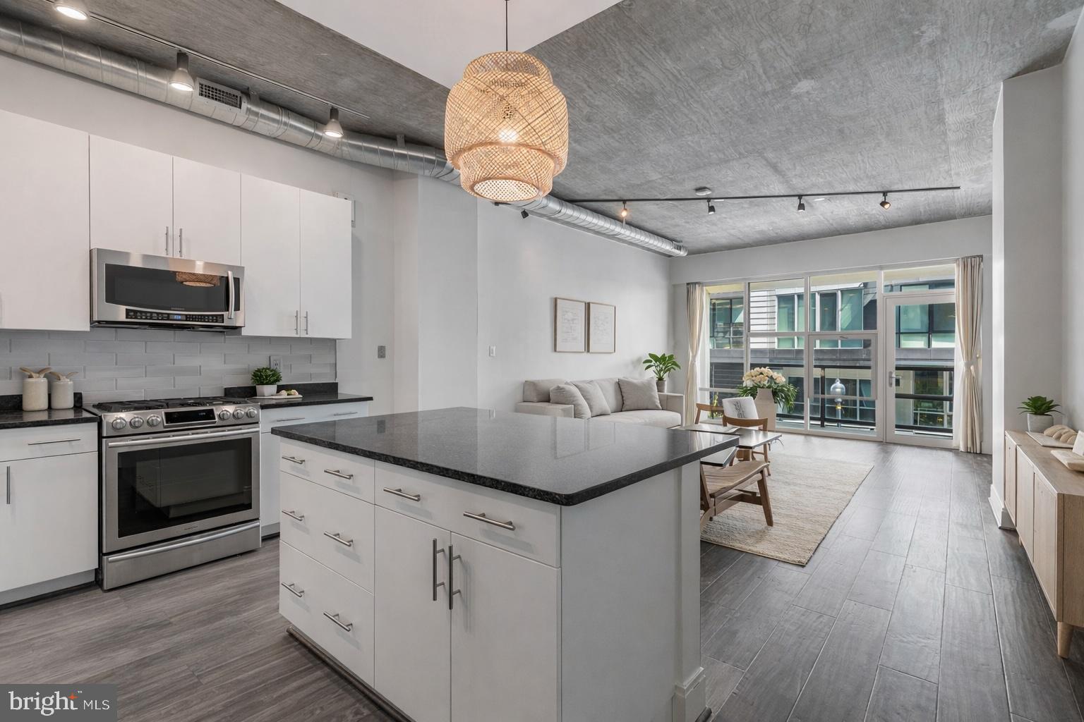 929 FLORIDA AVENUE NW 2001