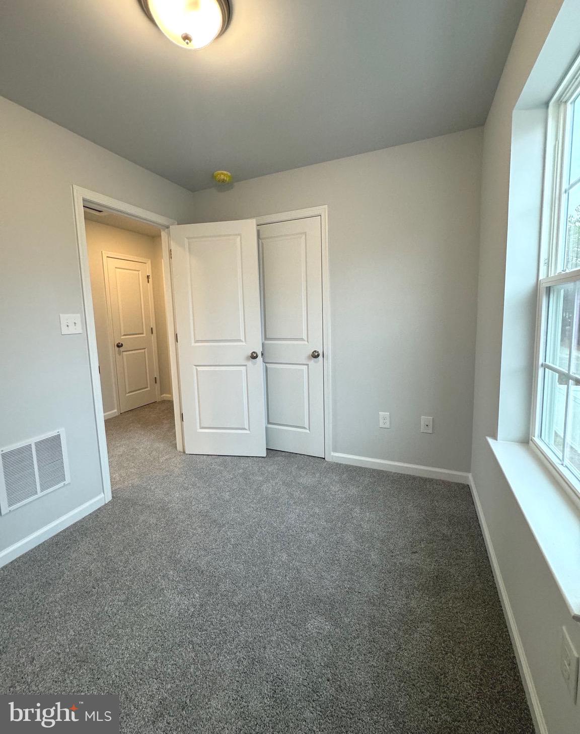 MILLVILLE - Residential