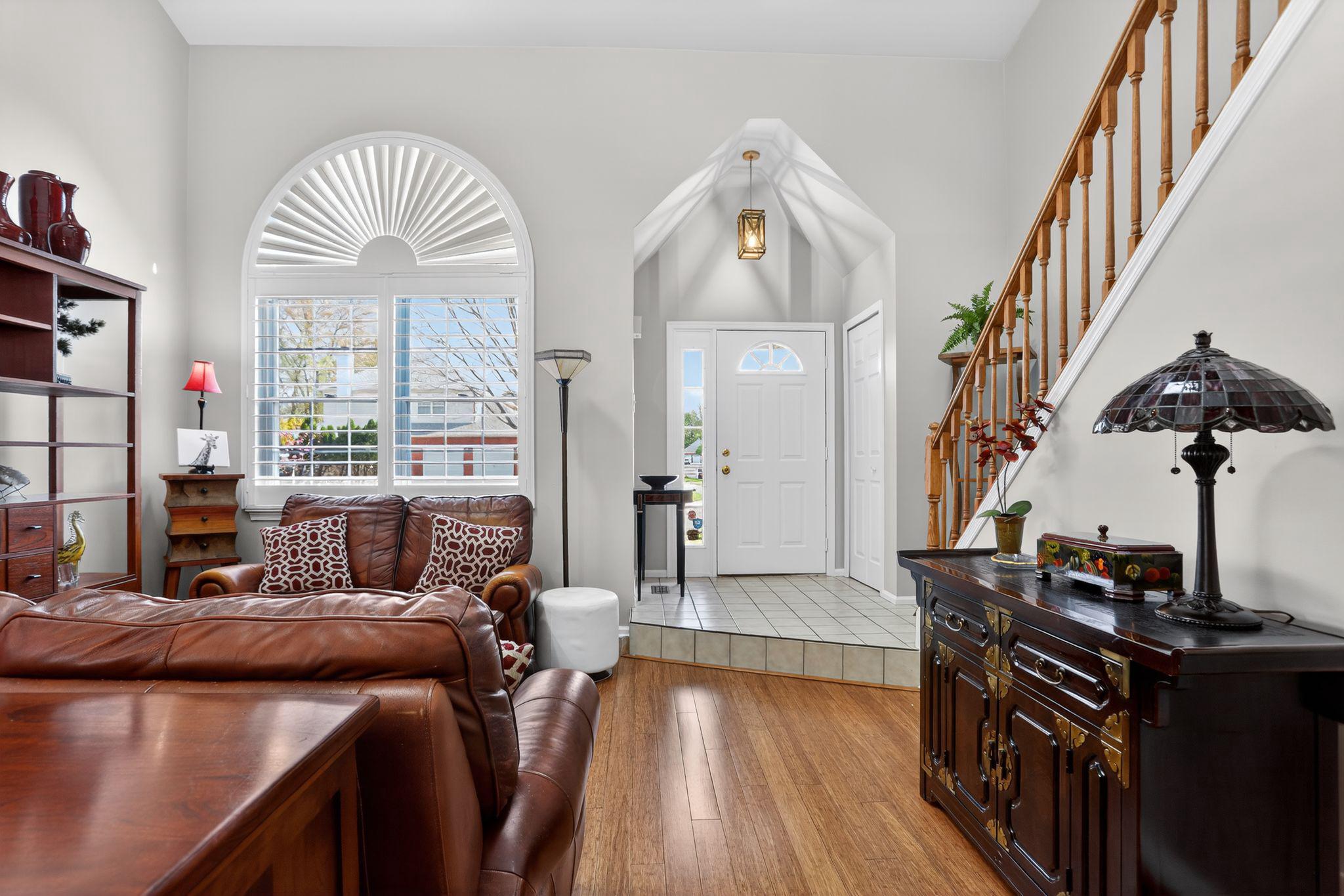 CREEK VIEW ESTS - Residential