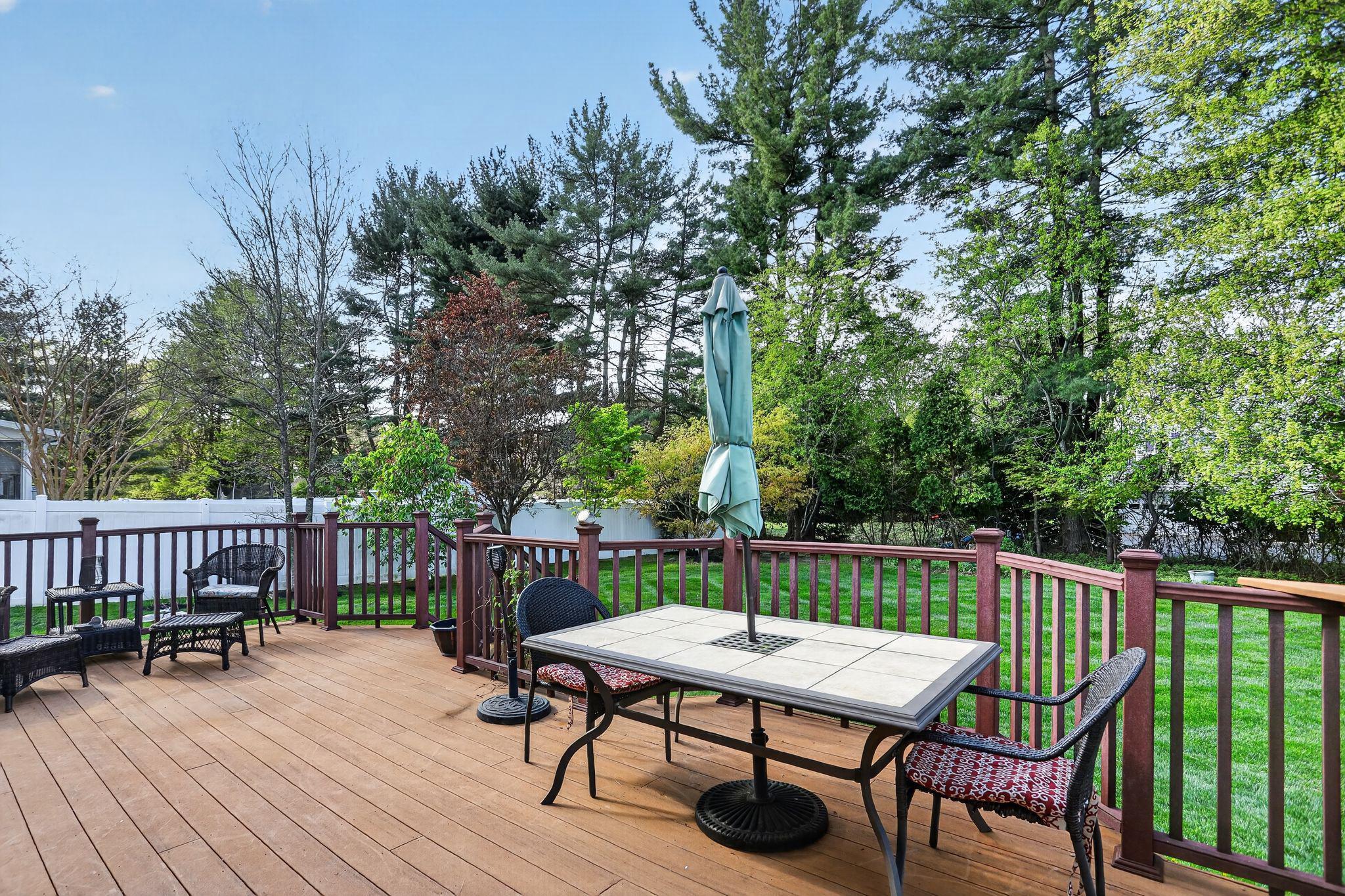 CREEK VIEW ESTS - Residential