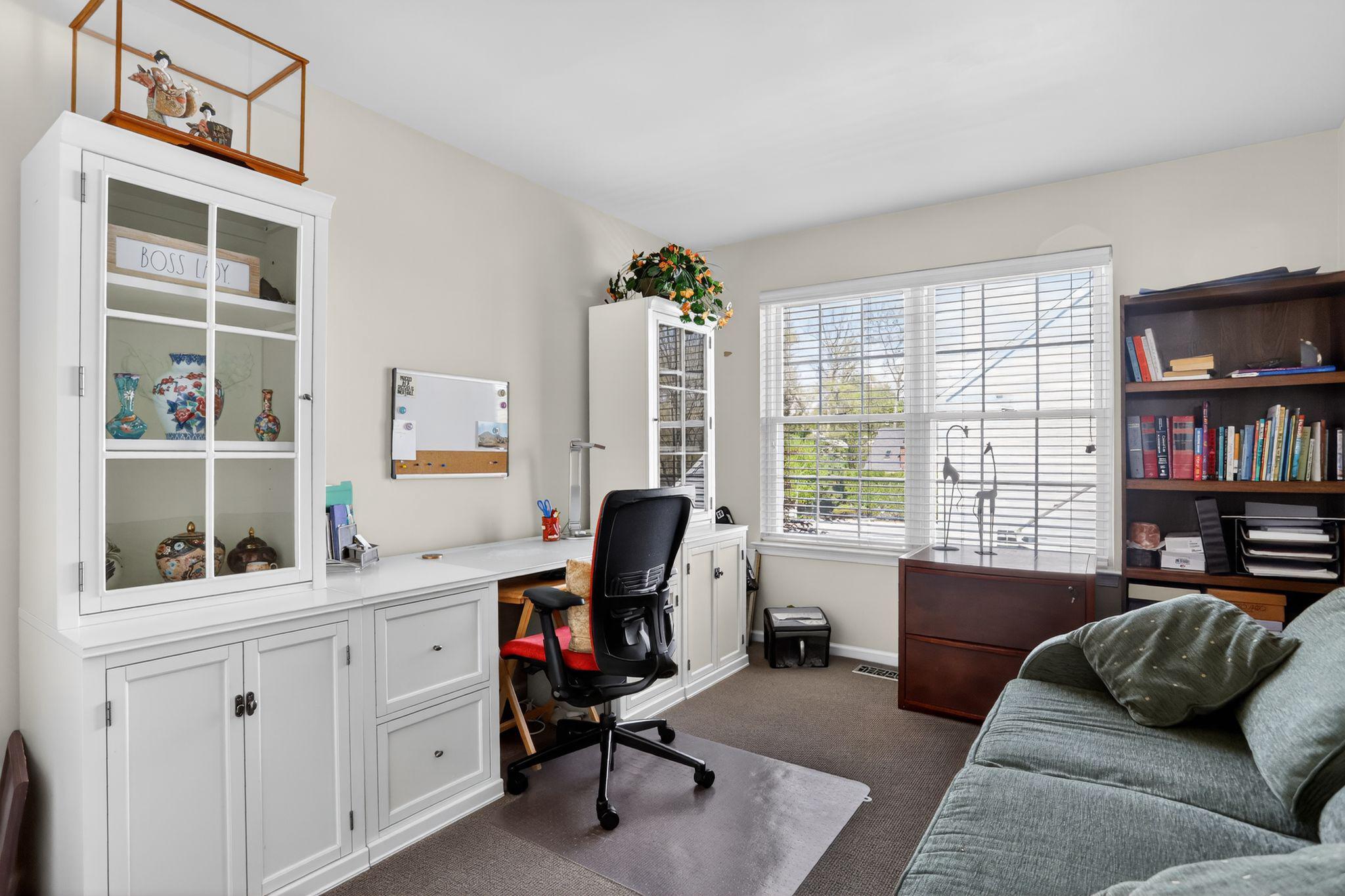 CREEK VIEW ESTS - Residential