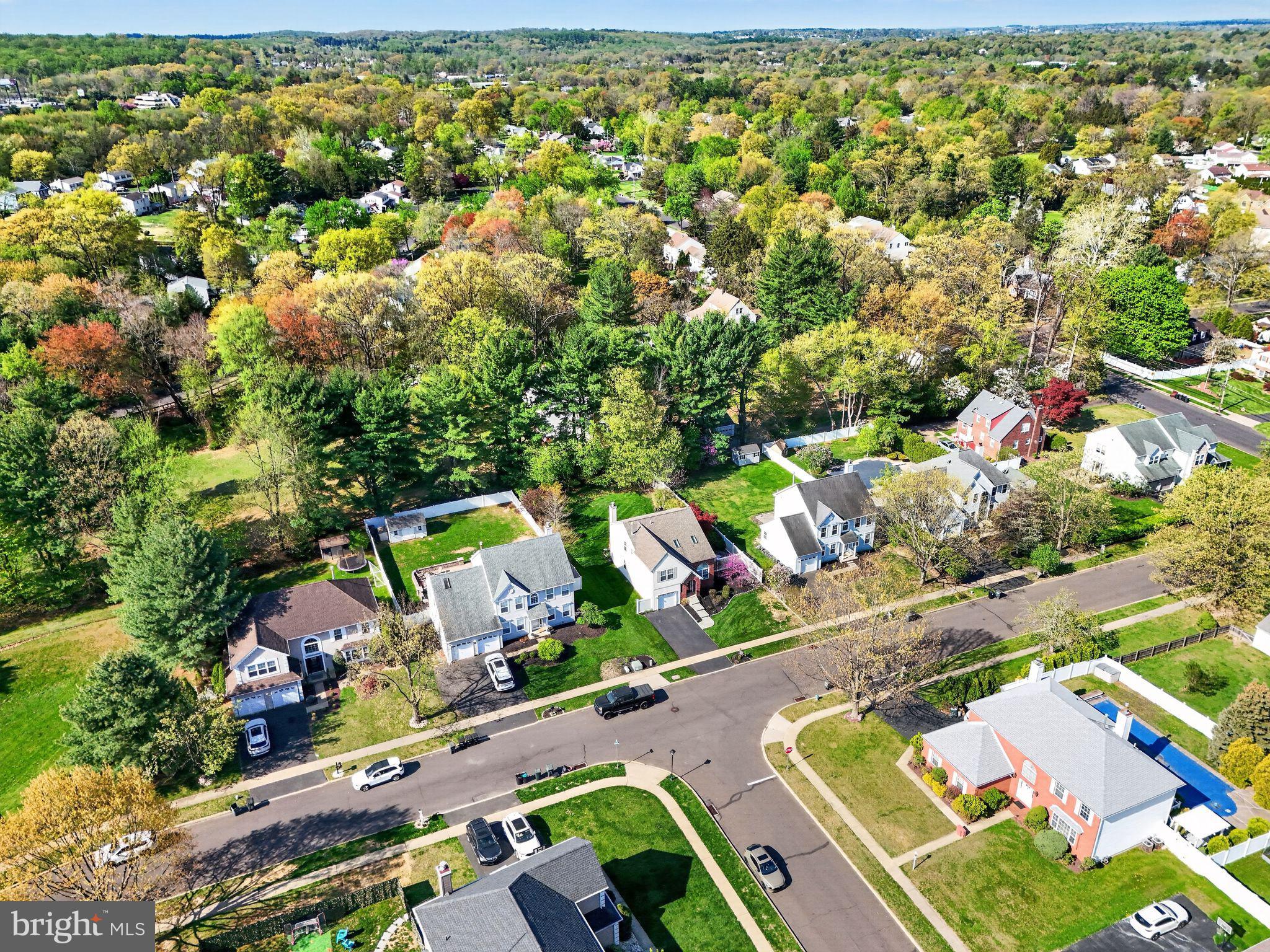 CREEK VIEW ESTS - Residential