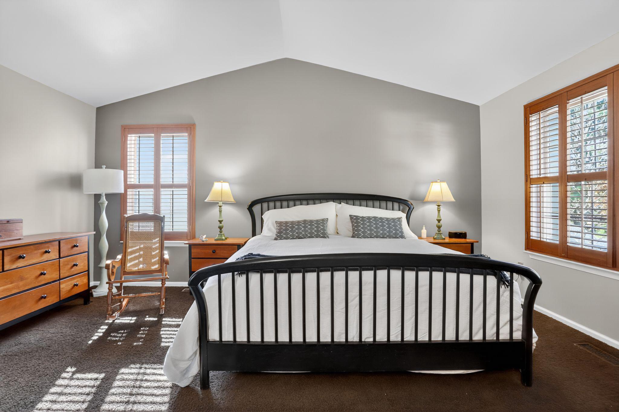 CREEK VIEW ESTS - Residential