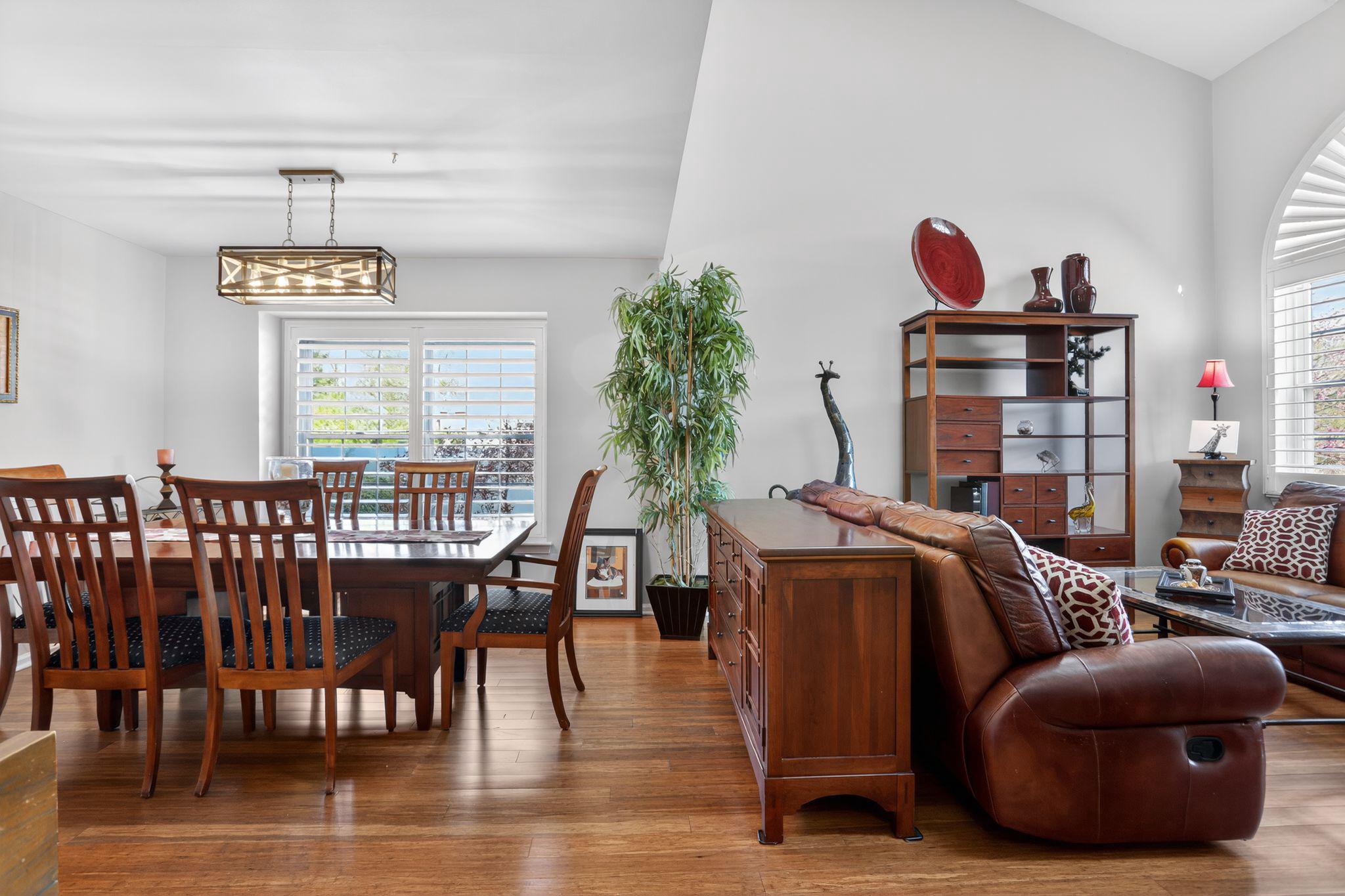 CREEK VIEW ESTS - Residential