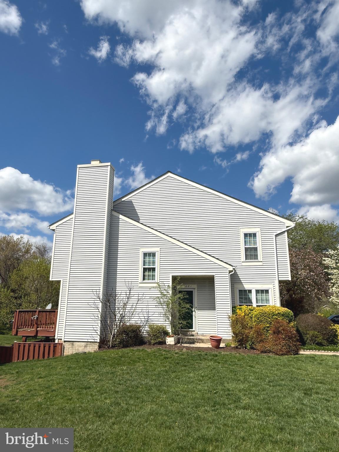 ROLLING RIDGE - Residential Lease