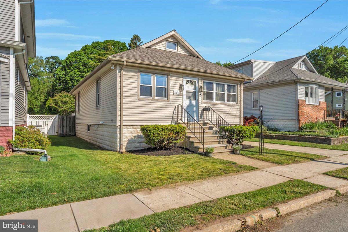 335 WALNUT AVENUE
