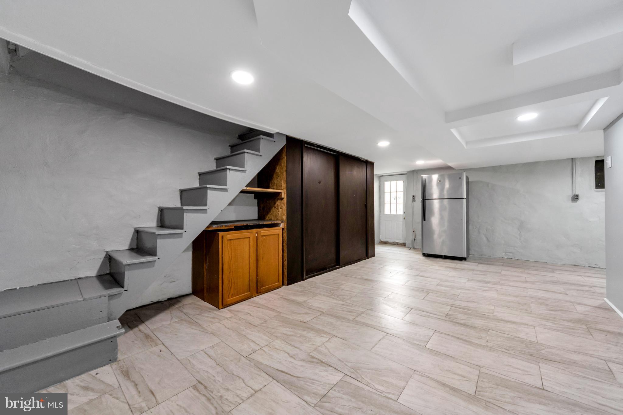 STONEHURST - Residential