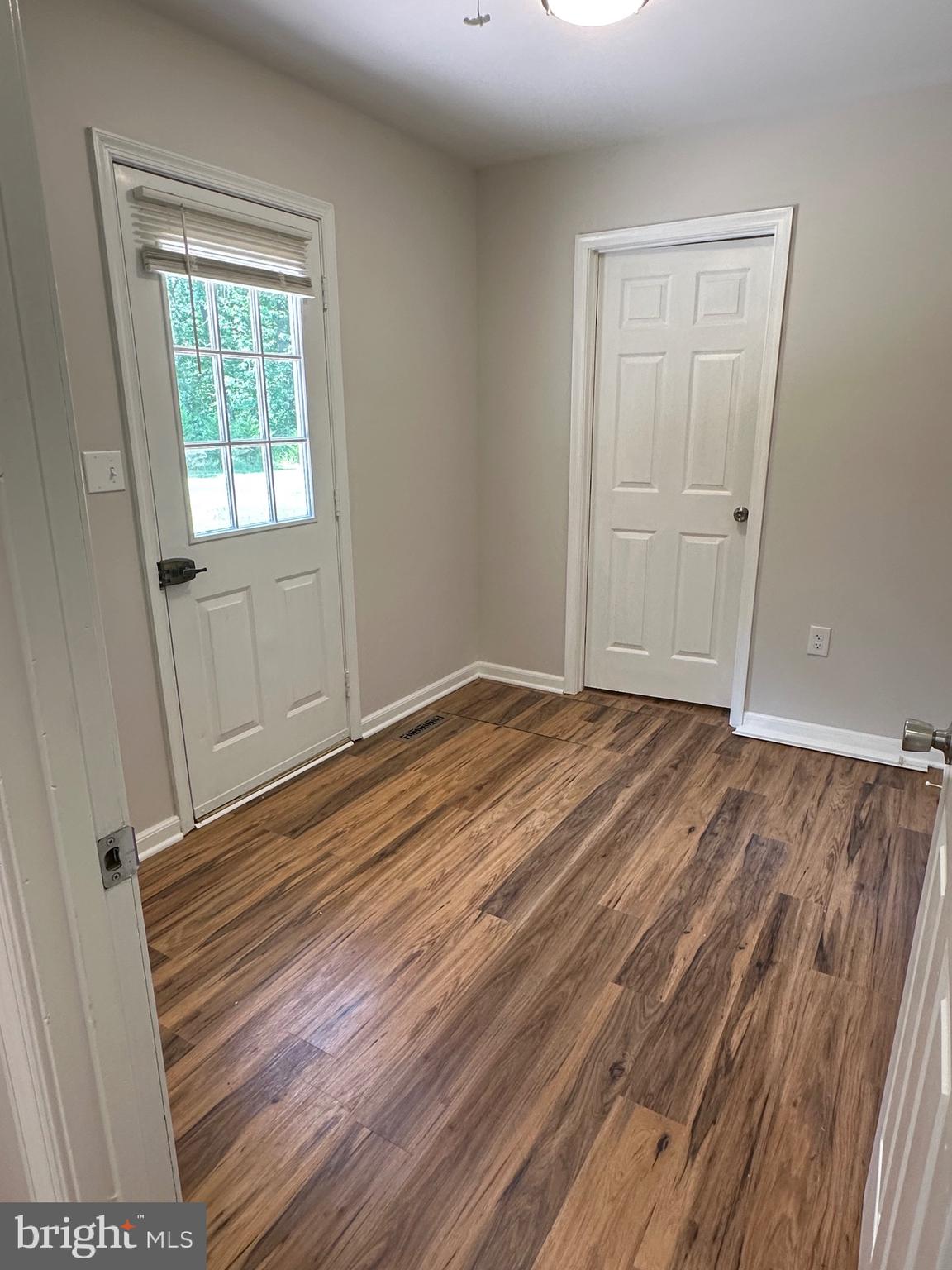 CRESTWOOD - Residential Lease