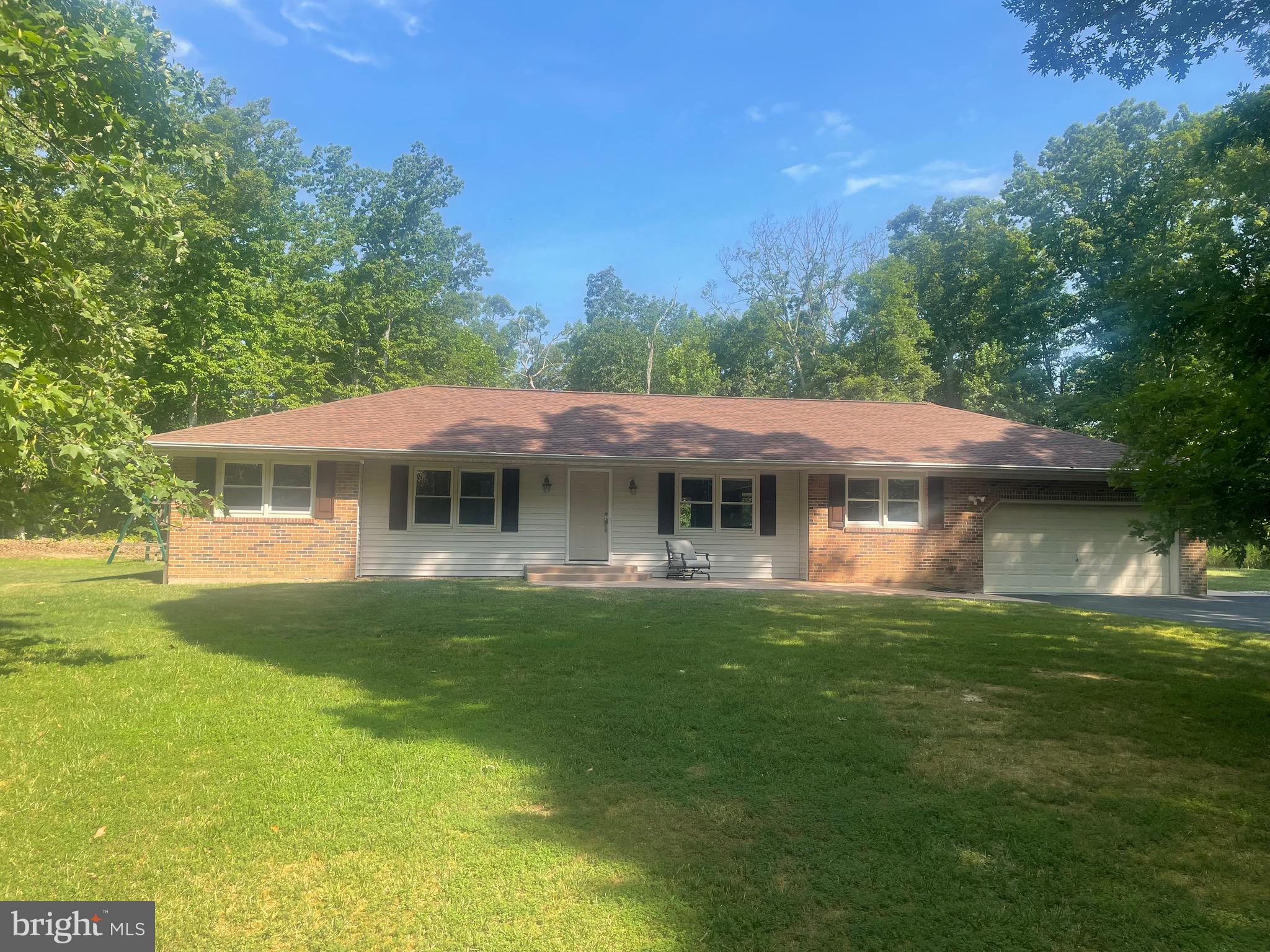 CRESTWOOD - Residential Lease