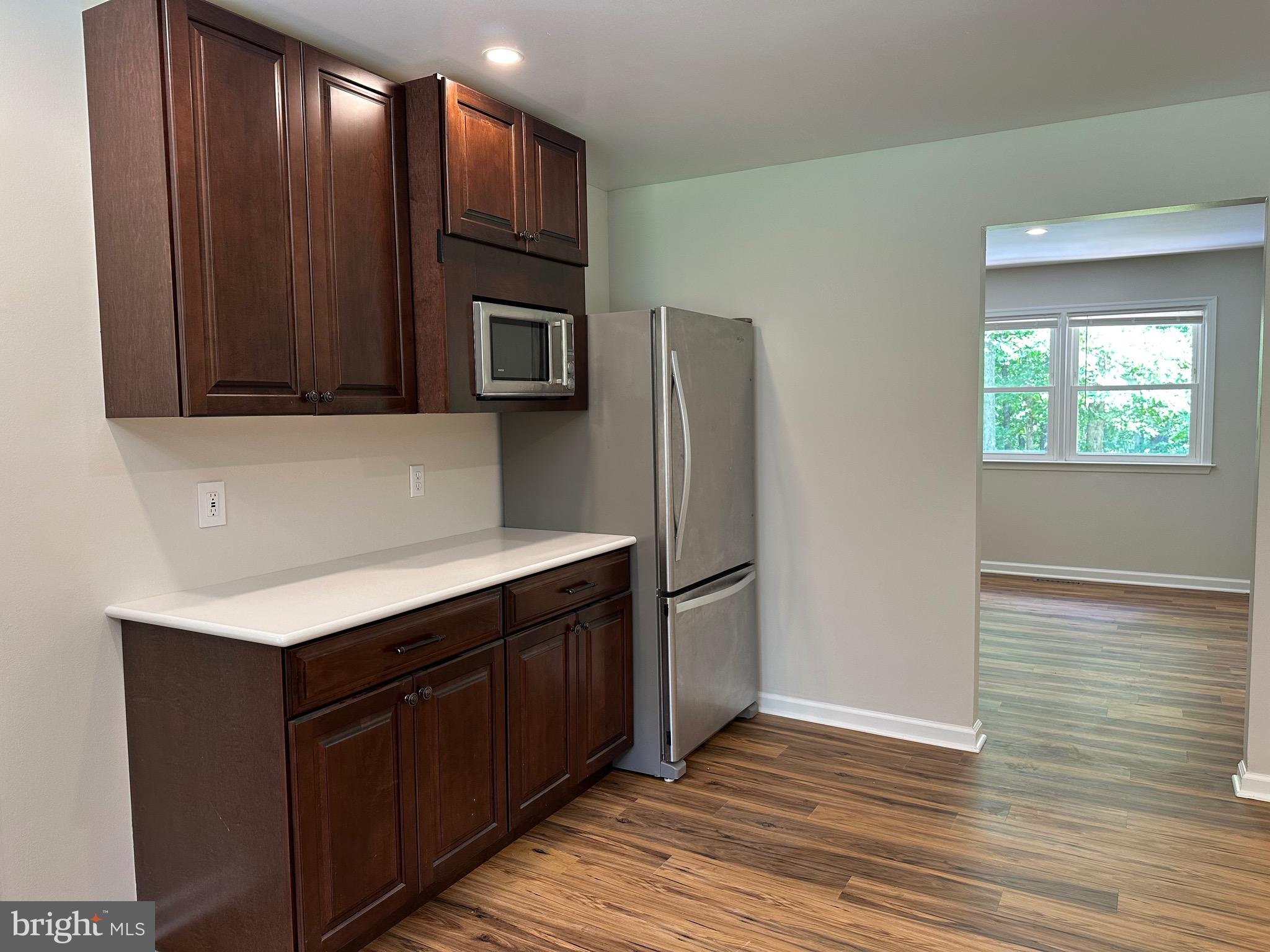 CRESTWOOD - Residential Lease