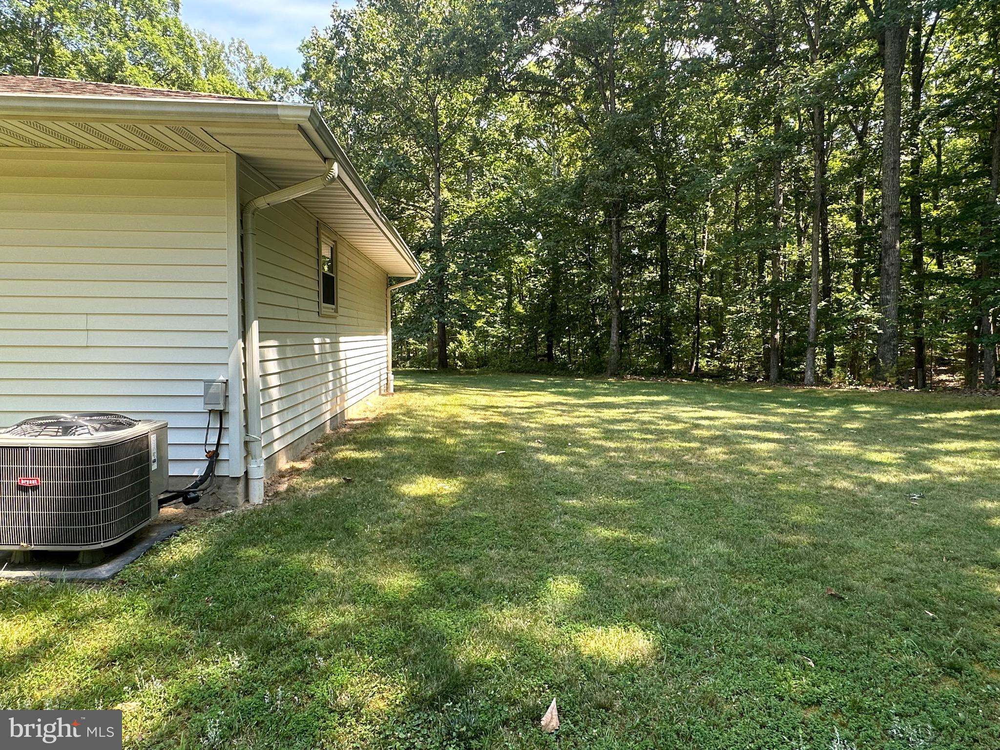 CRESTWOOD - Residential Lease