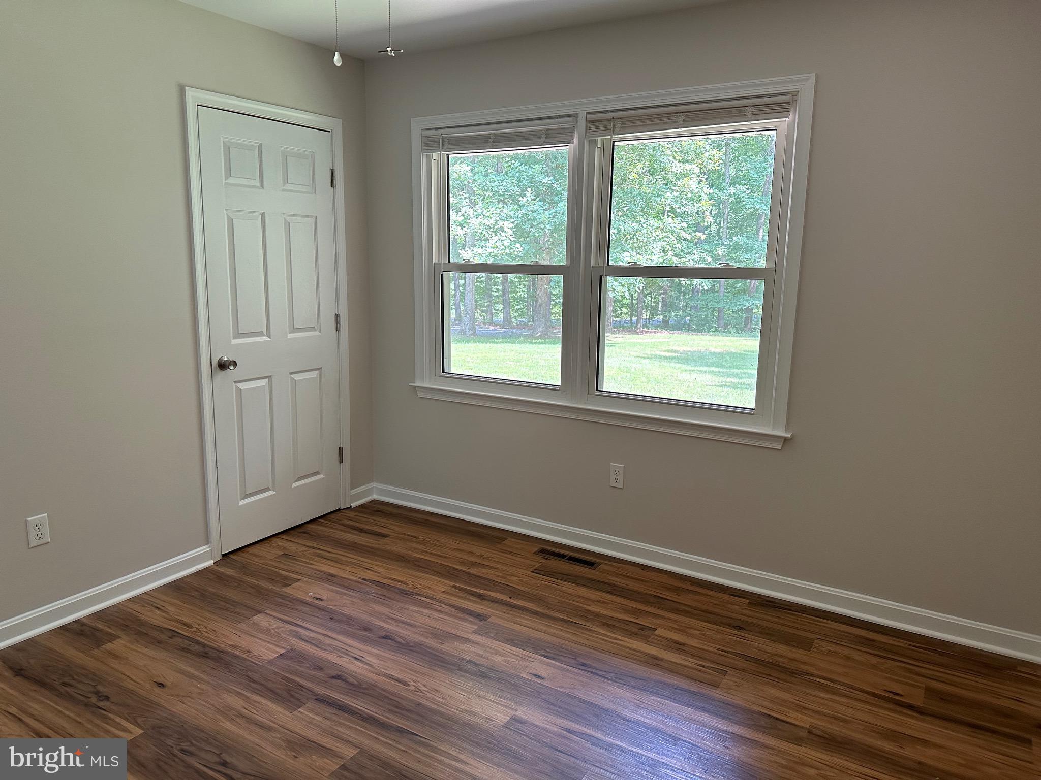 CRESTWOOD - Residential Lease