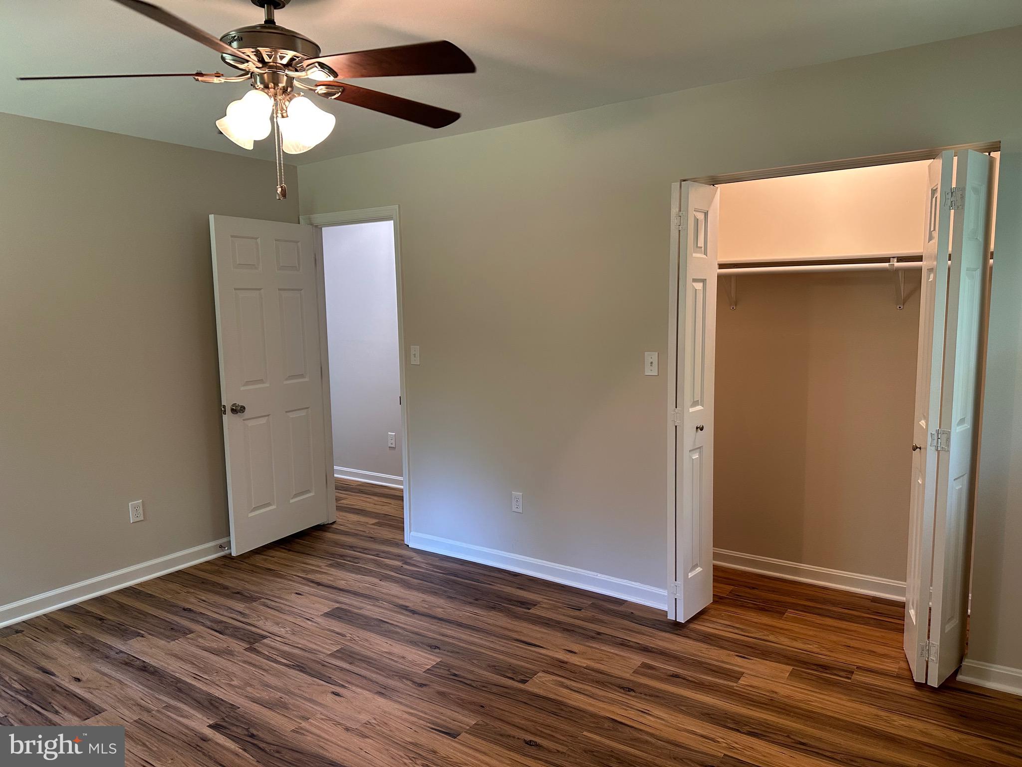 CRESTWOOD - Residential Lease