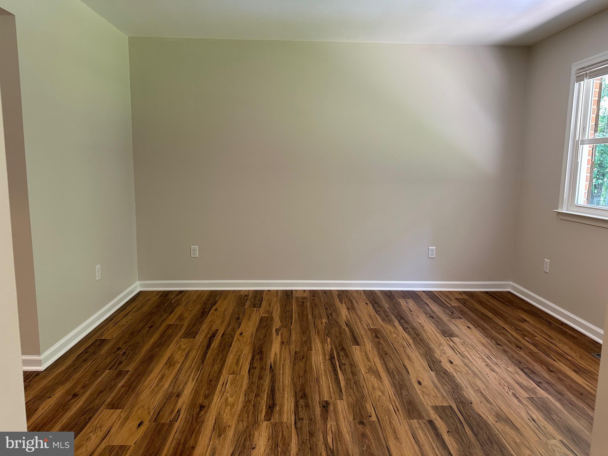 CRESTWOOD - Residential Lease