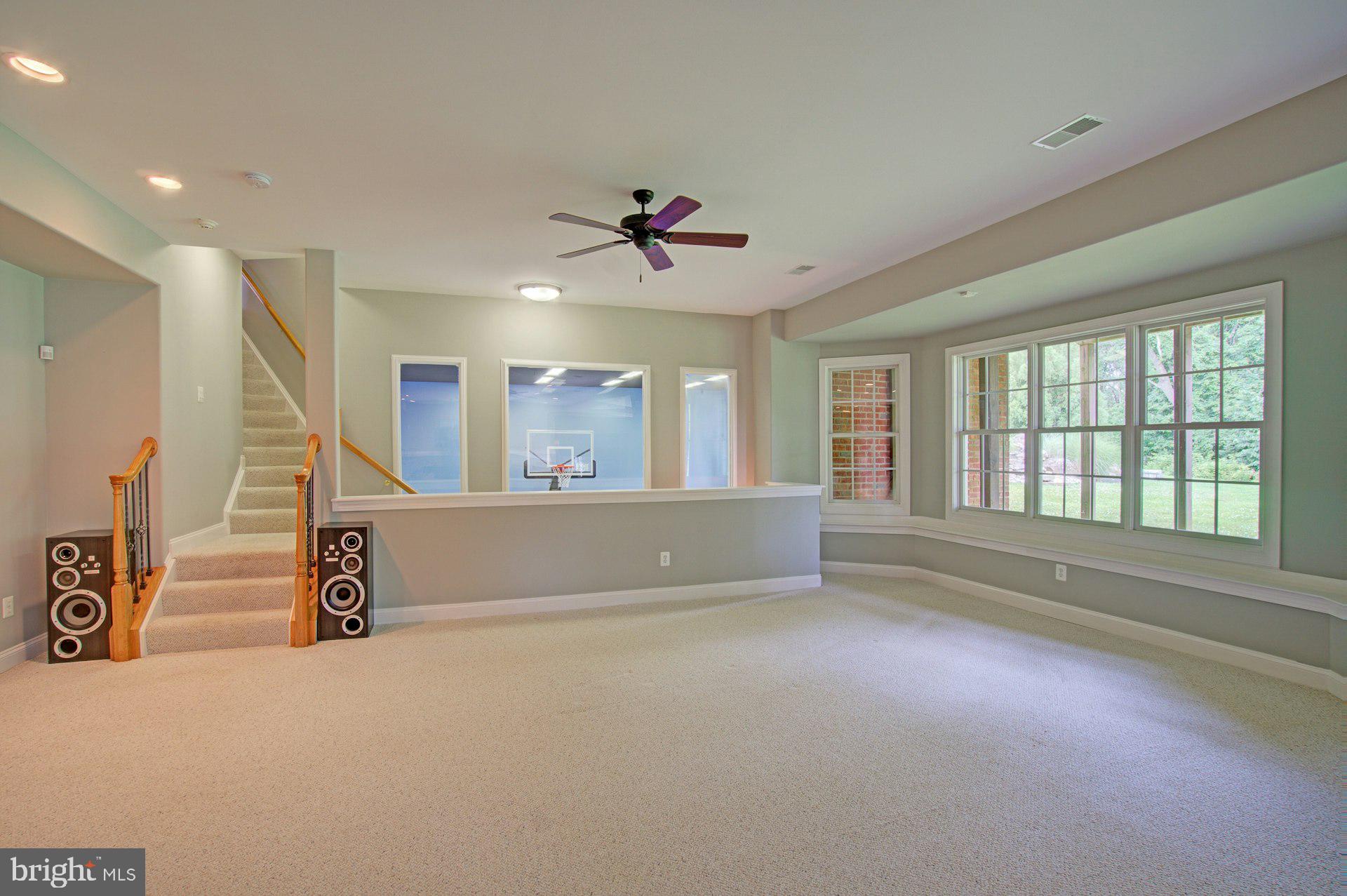 BEACON HILL - Residential