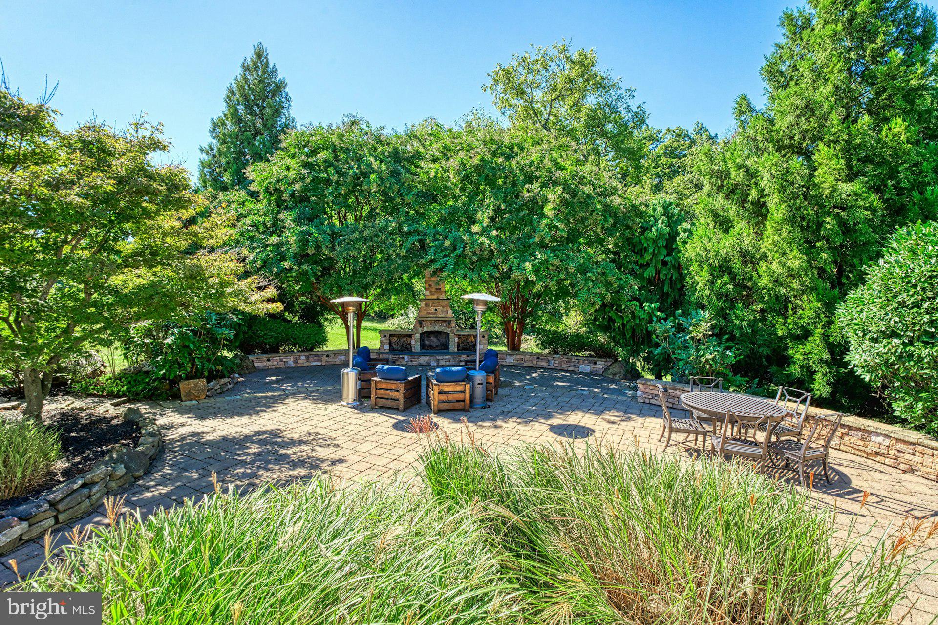 BEACON HILL - Residential