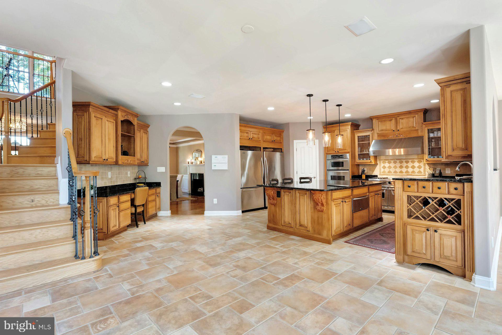 BEACON HILL - Residential