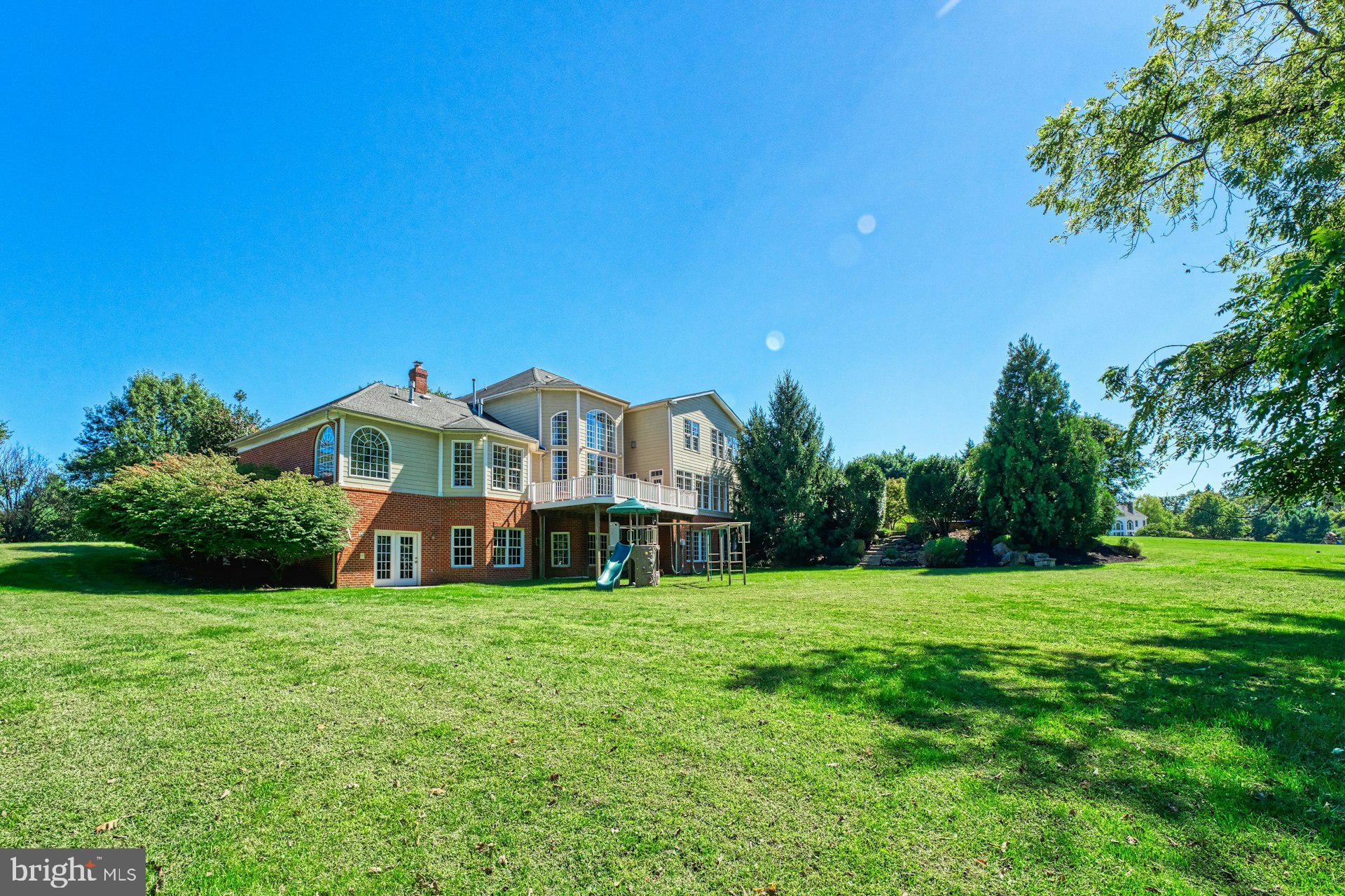 BEACON HILL - Residential