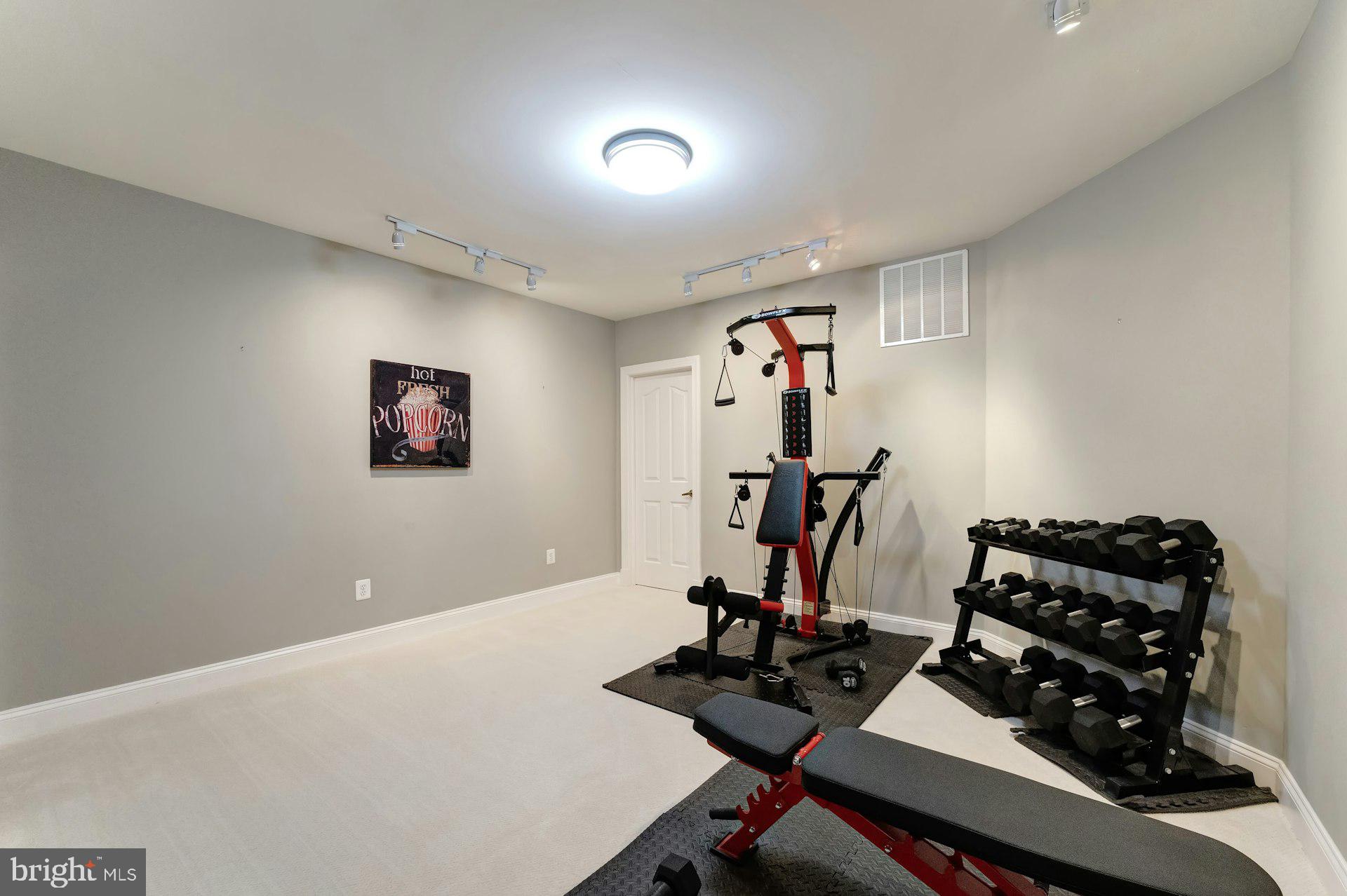 BEACON HILL - Residential