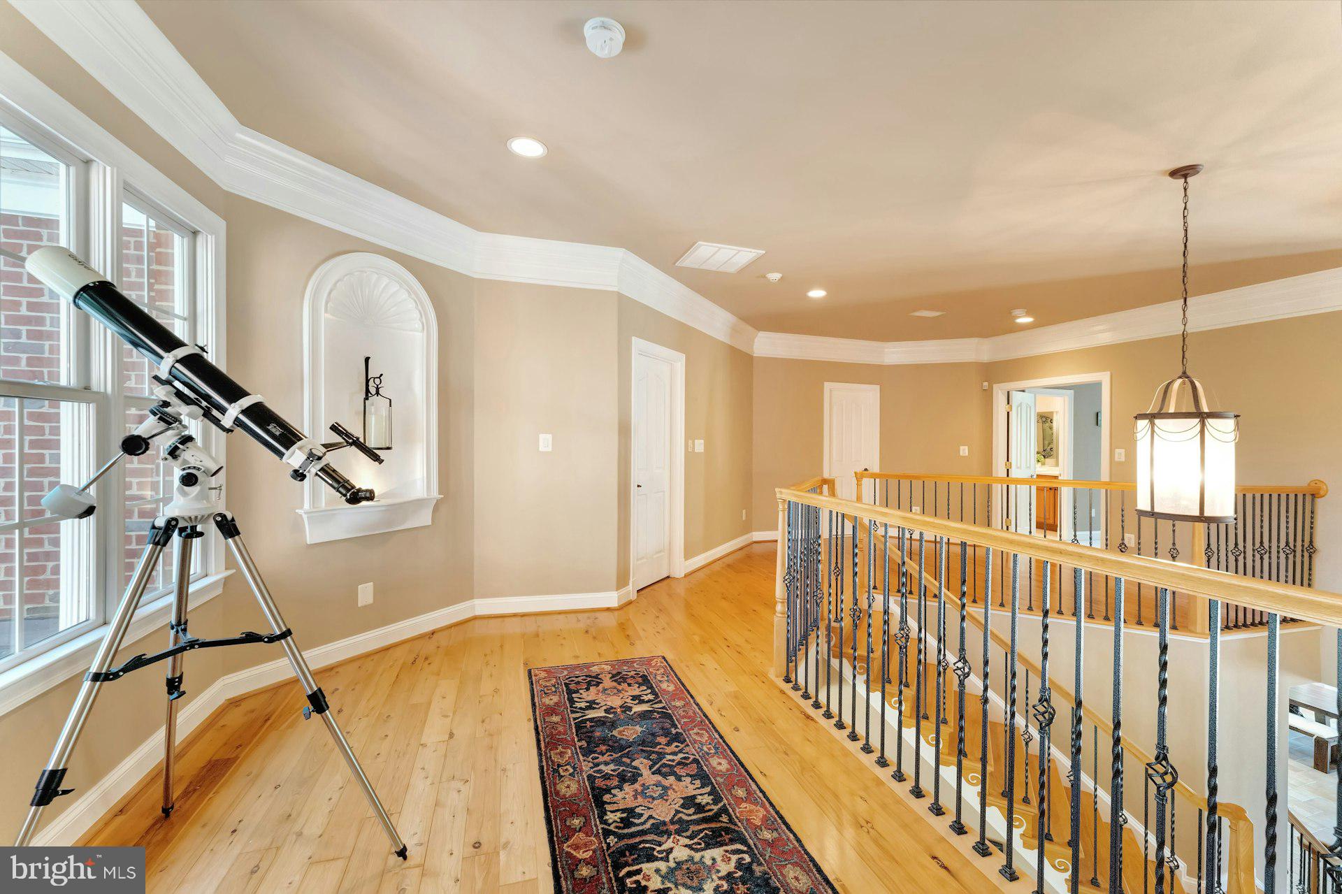 BEACON HILL - Residential