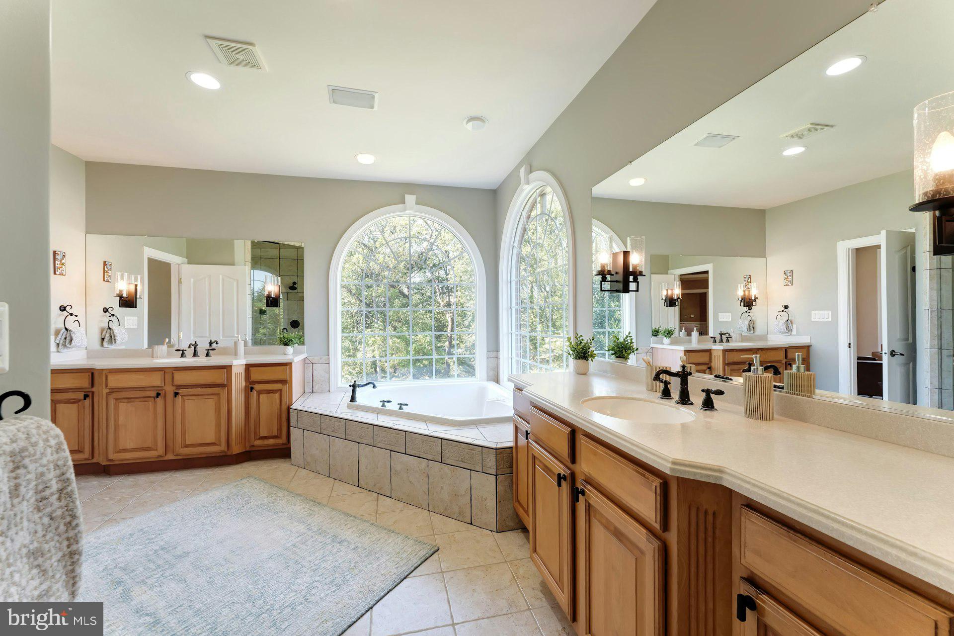 BEACON HILL - Residential