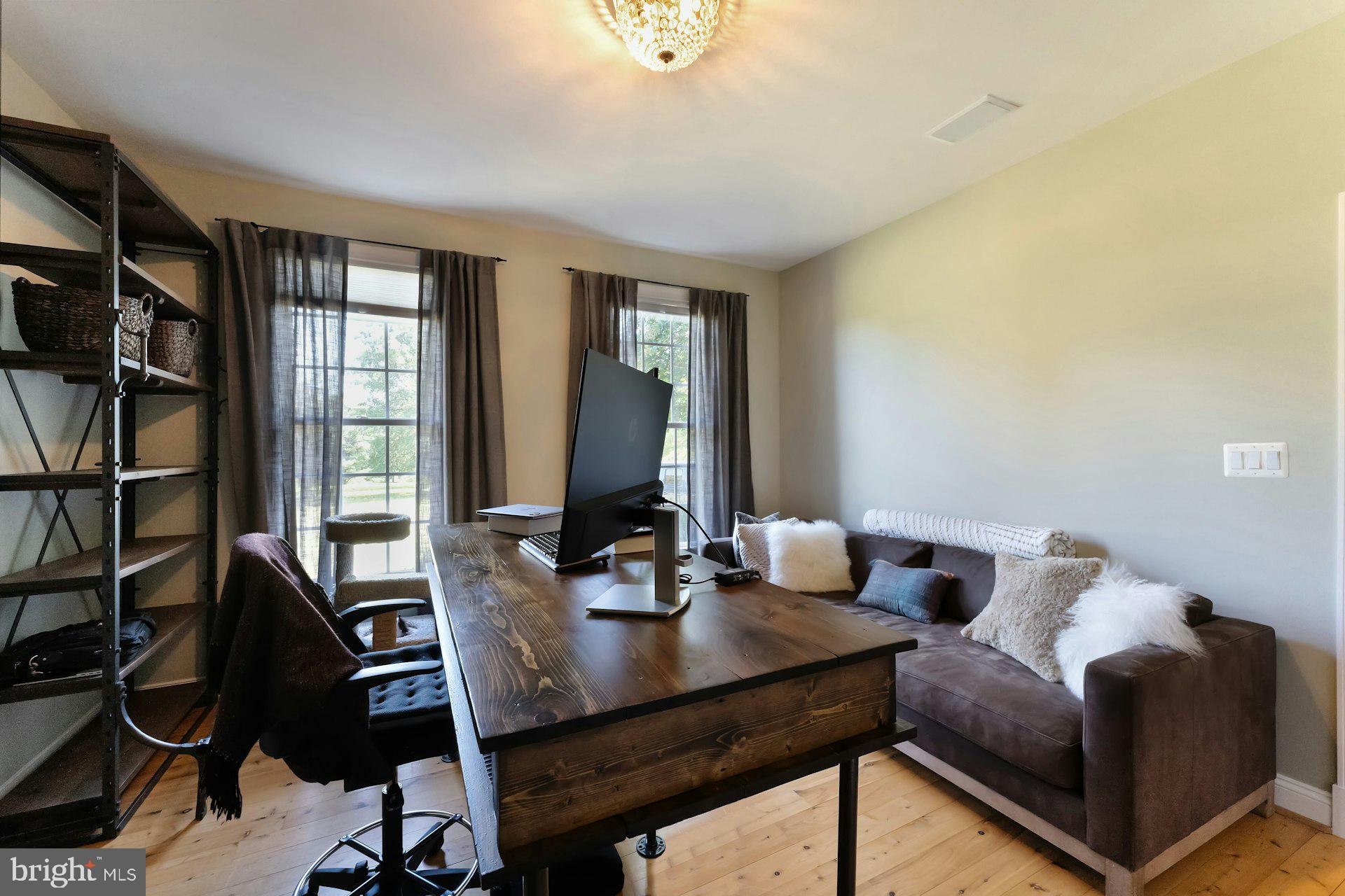 BEACON HILL - Residential