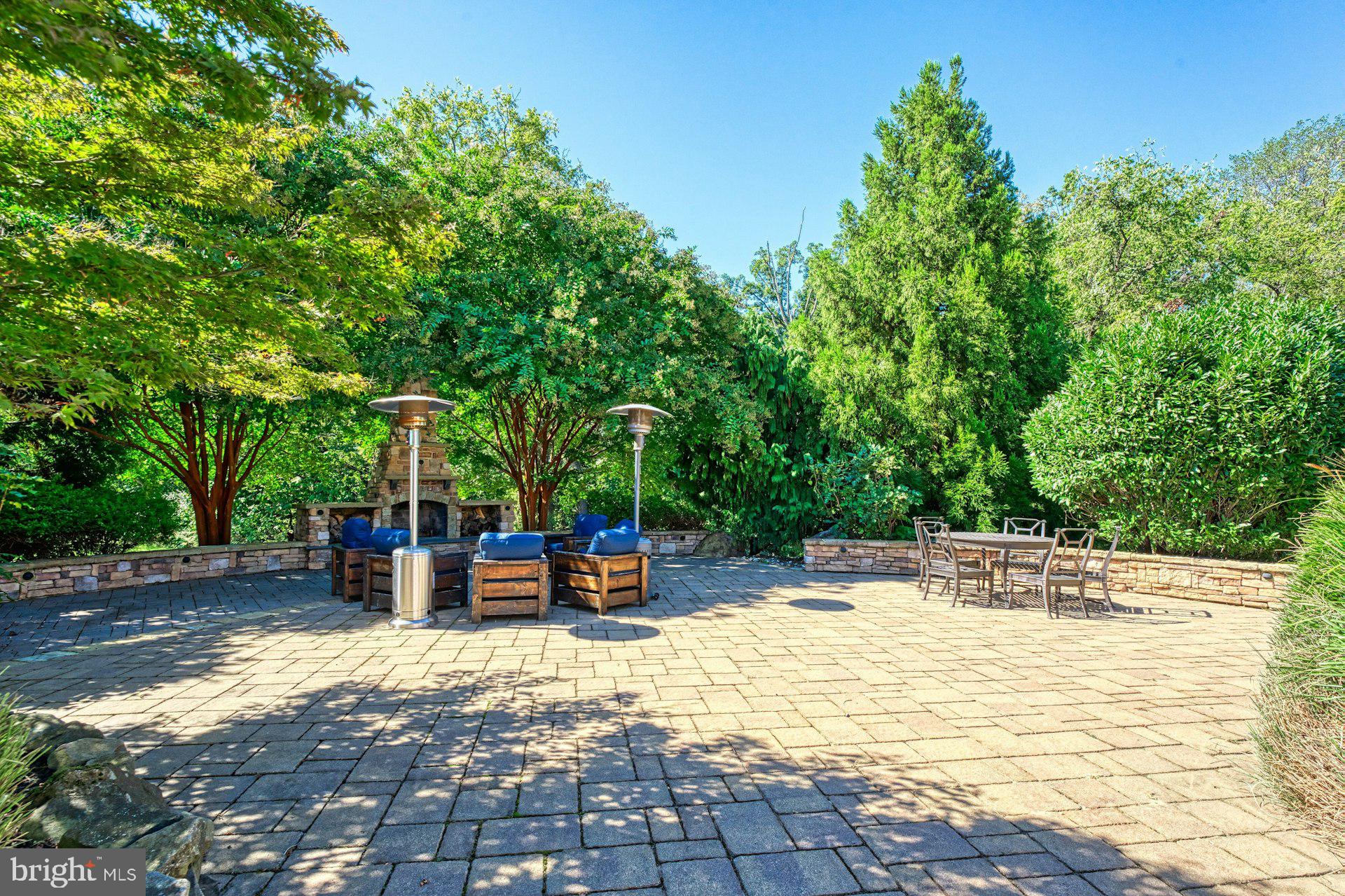 BEACON HILL - Residential