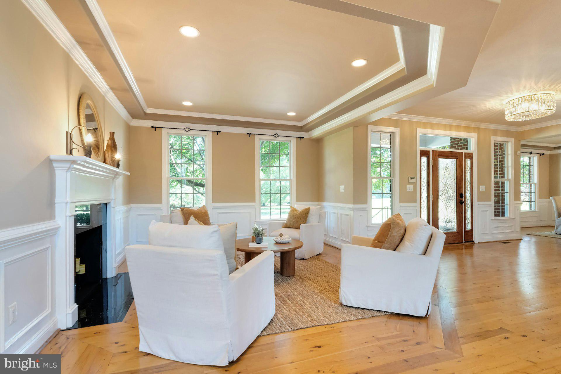 BEACON HILL - Residential