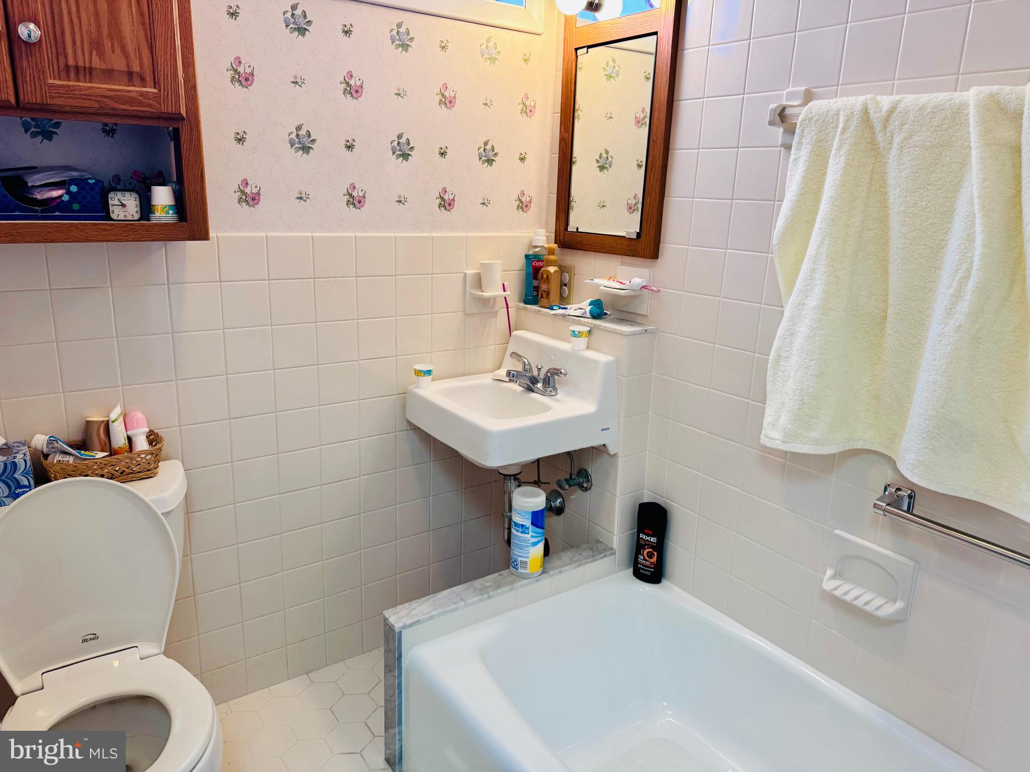 NORTHEAST READING - Residential