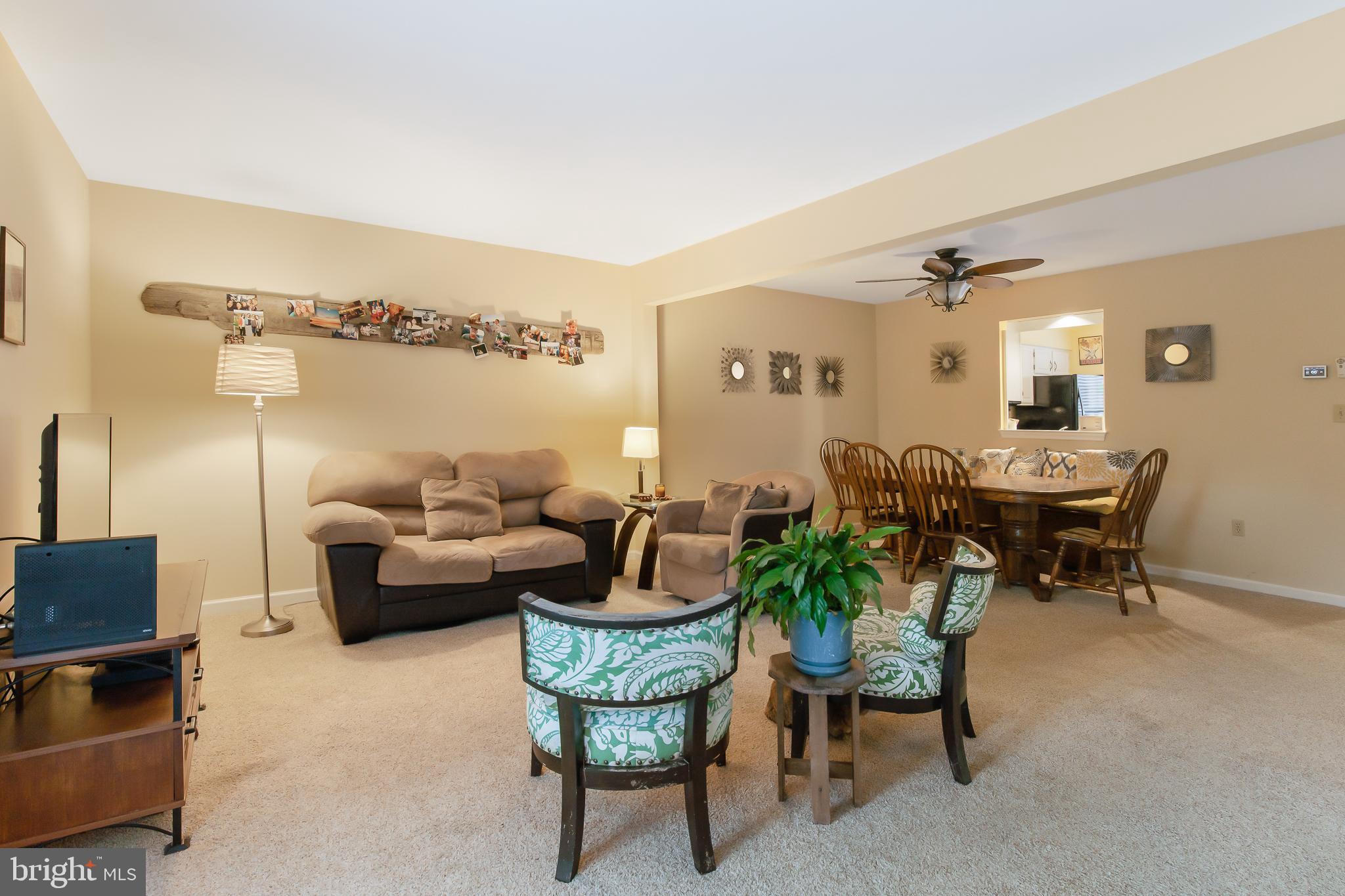 WOODS EDGE - Residential