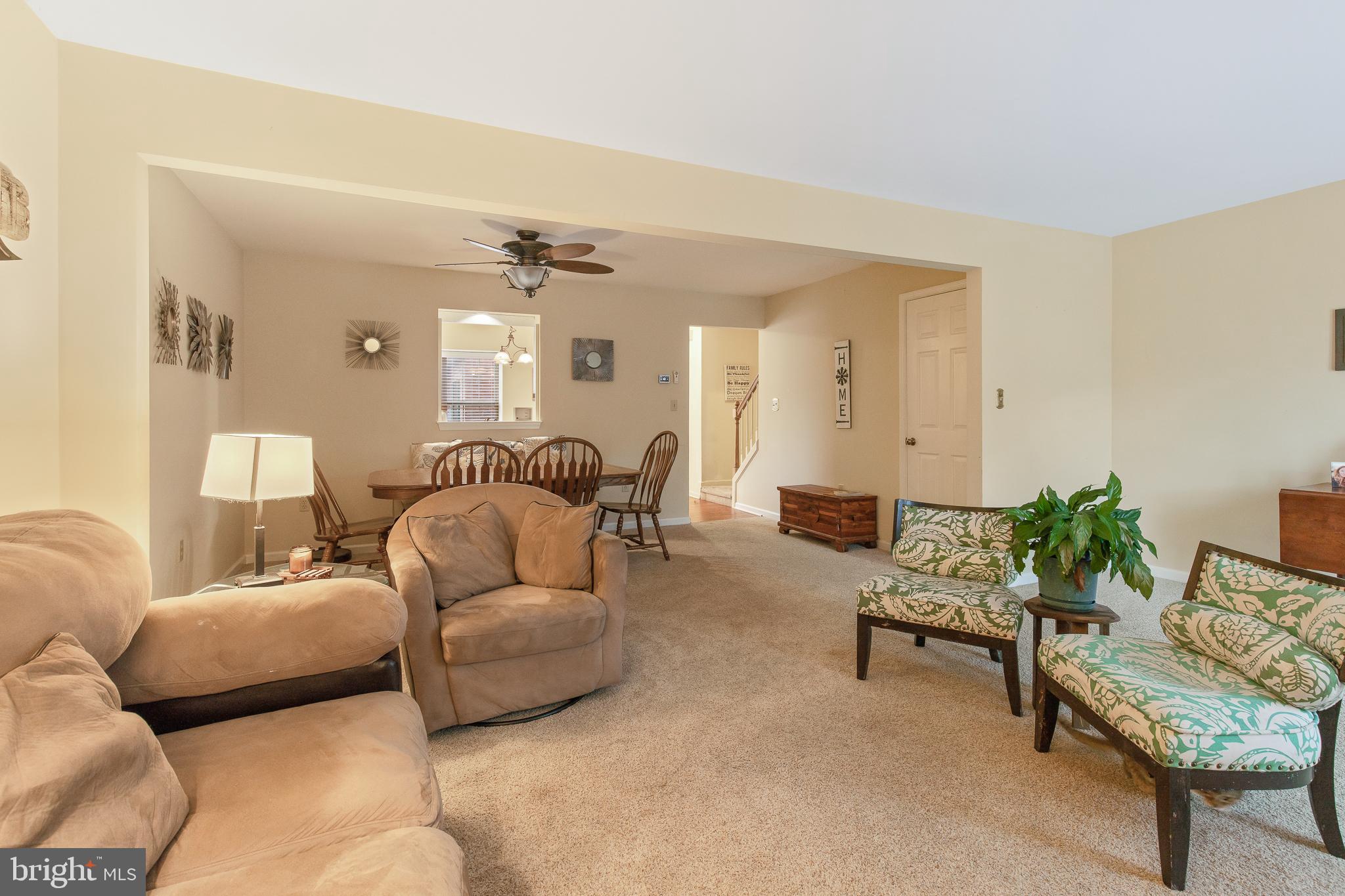 WOODS EDGE - Residential
