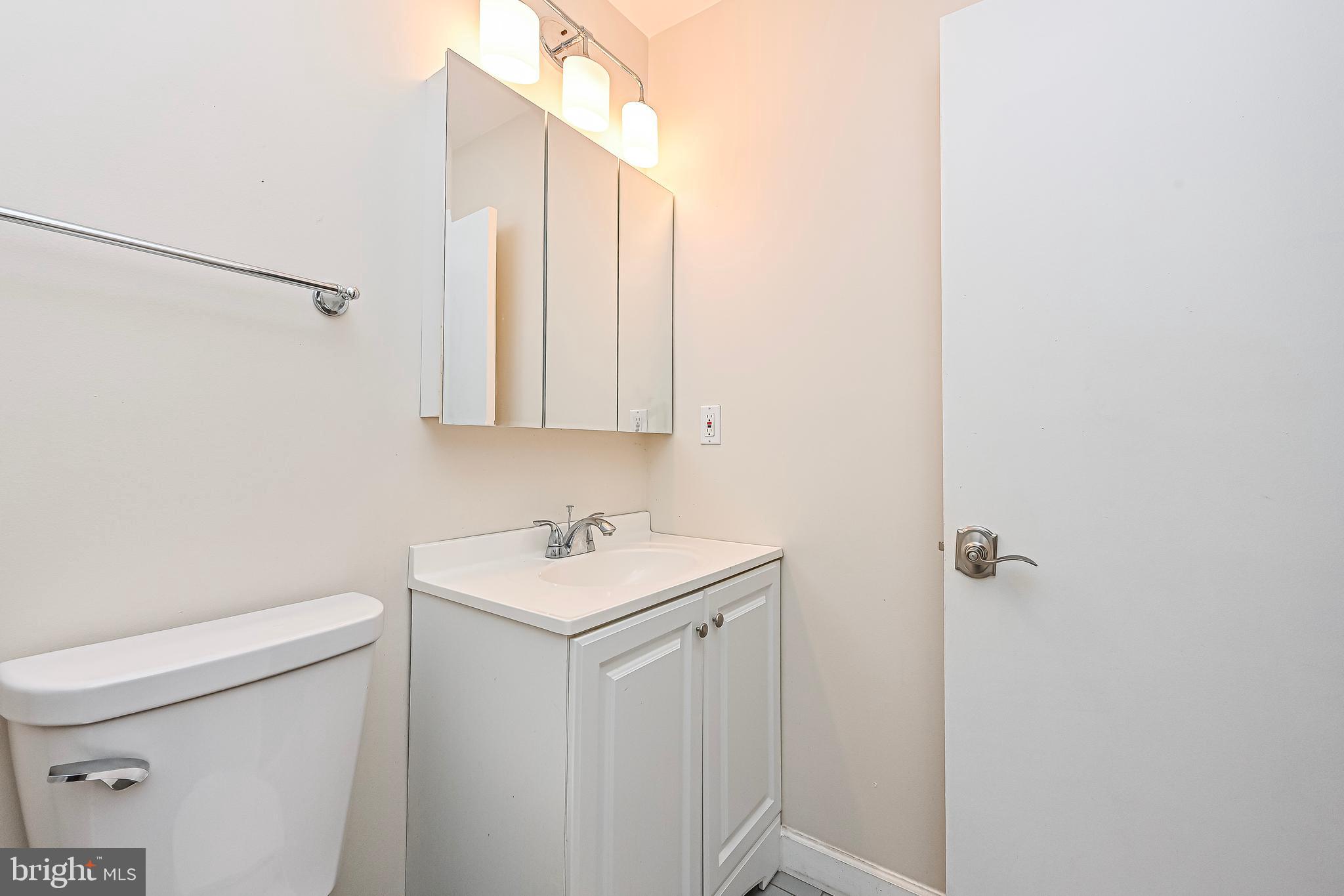 KEENE MILL WOODS - Residential