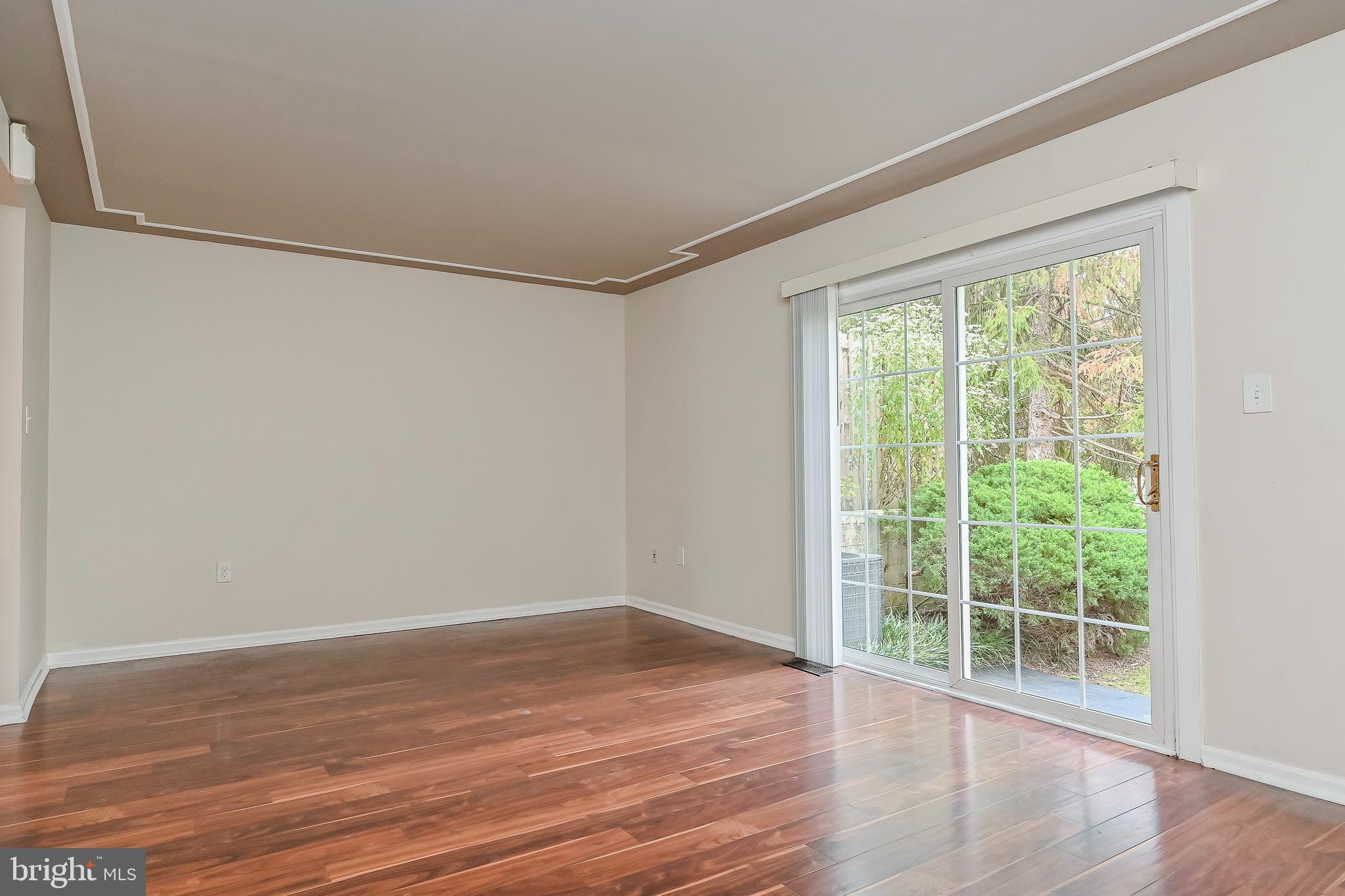 KEENE MILL WOODS - Residential