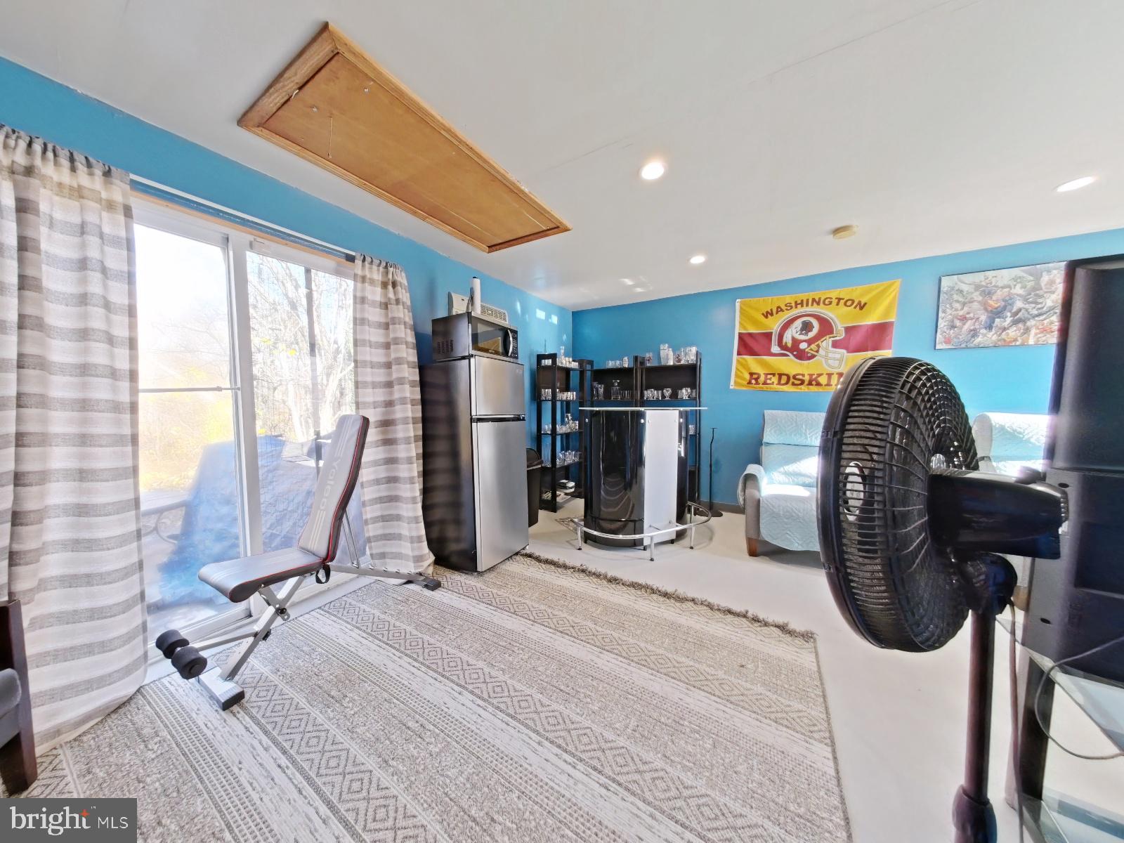 COLLINGDALE - Residential