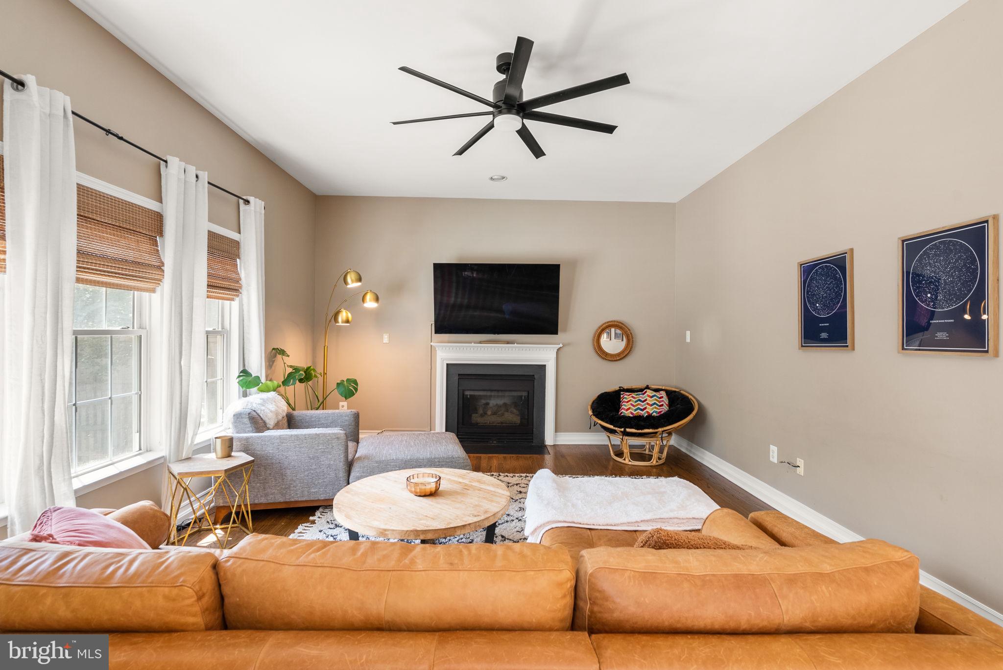 4041 LOMAR