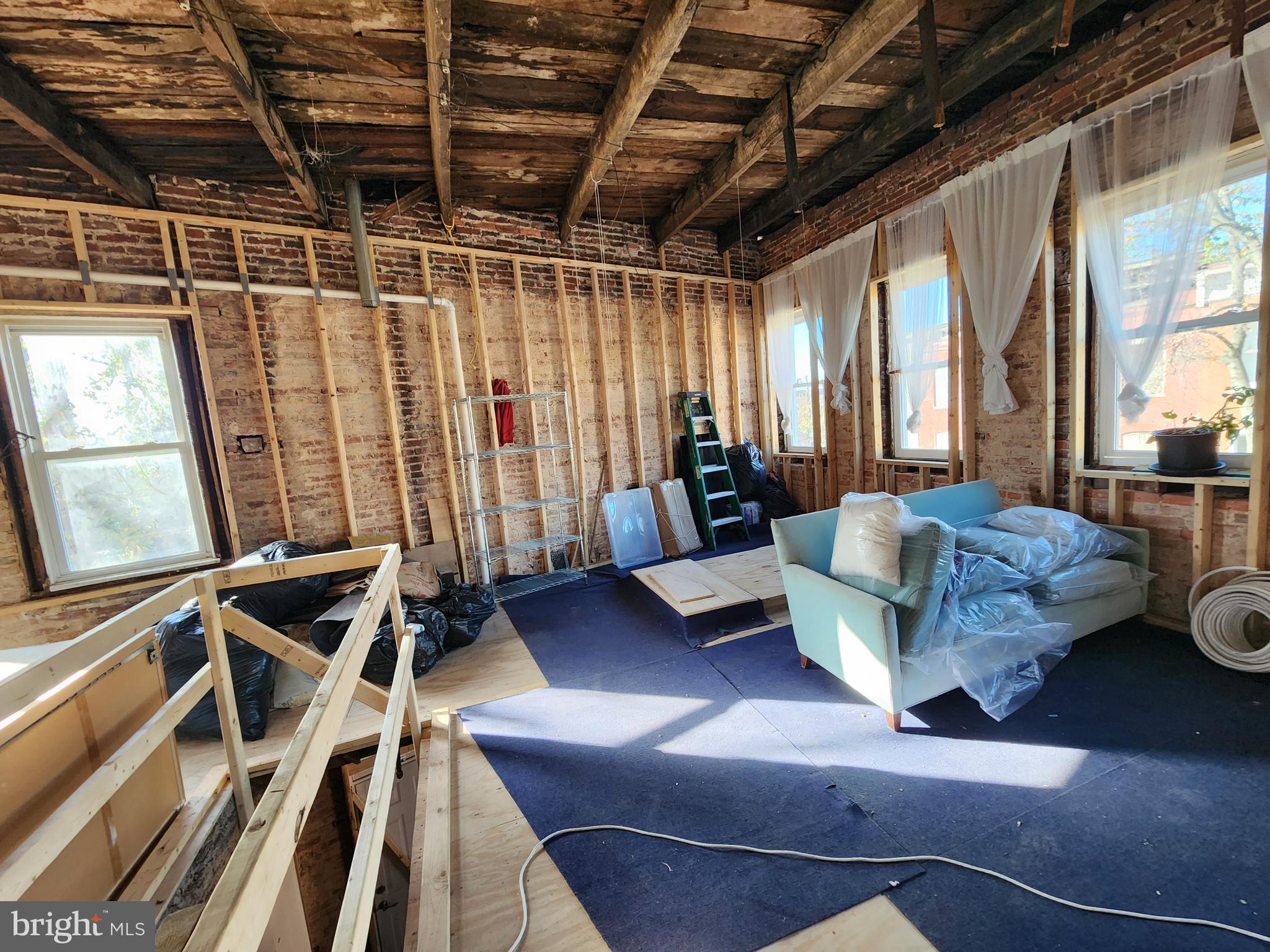 OLIVER - Residential