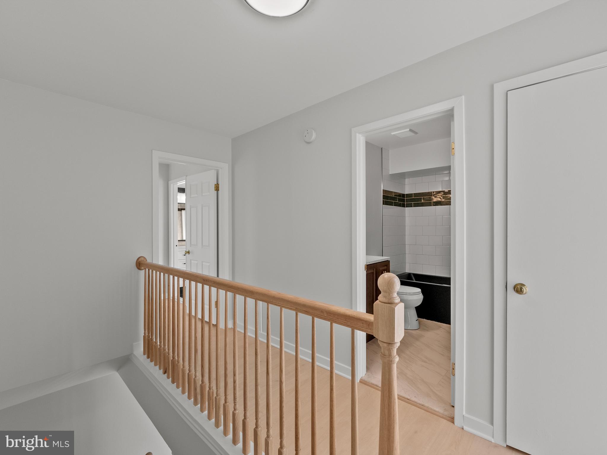 MELVILLE - Residential Lease