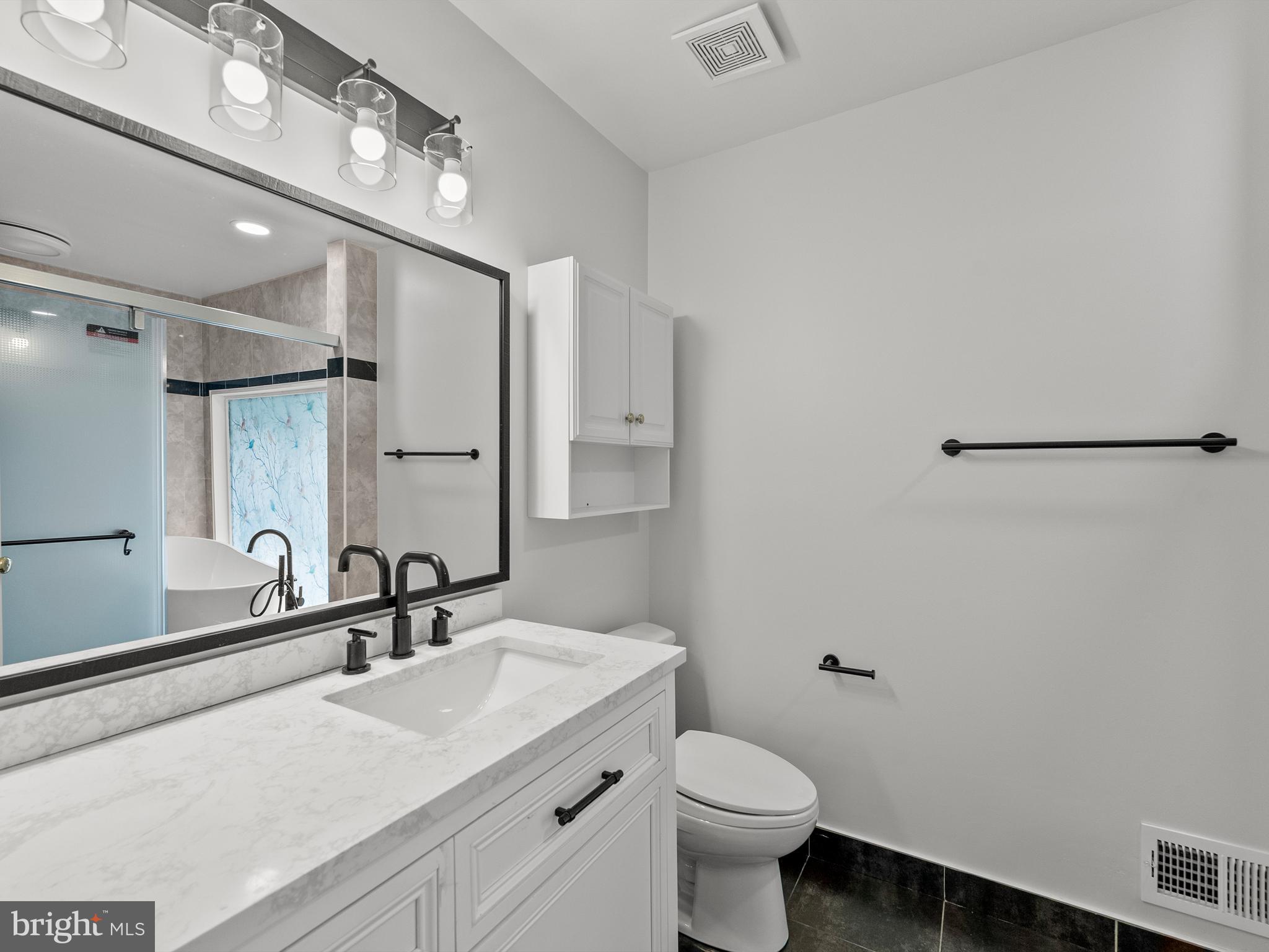 MELVILLE - Residential Lease