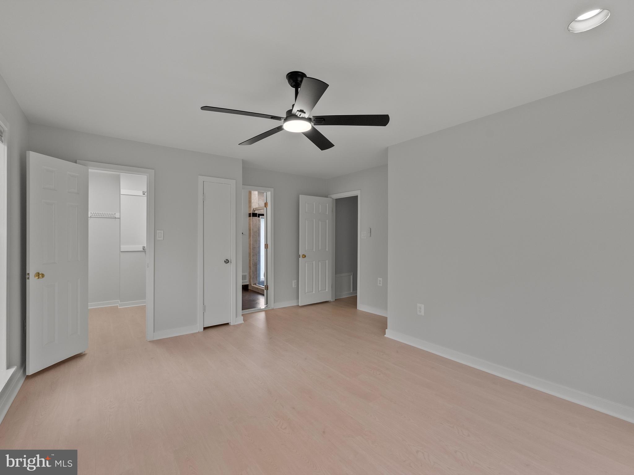 MELVILLE - Residential Lease