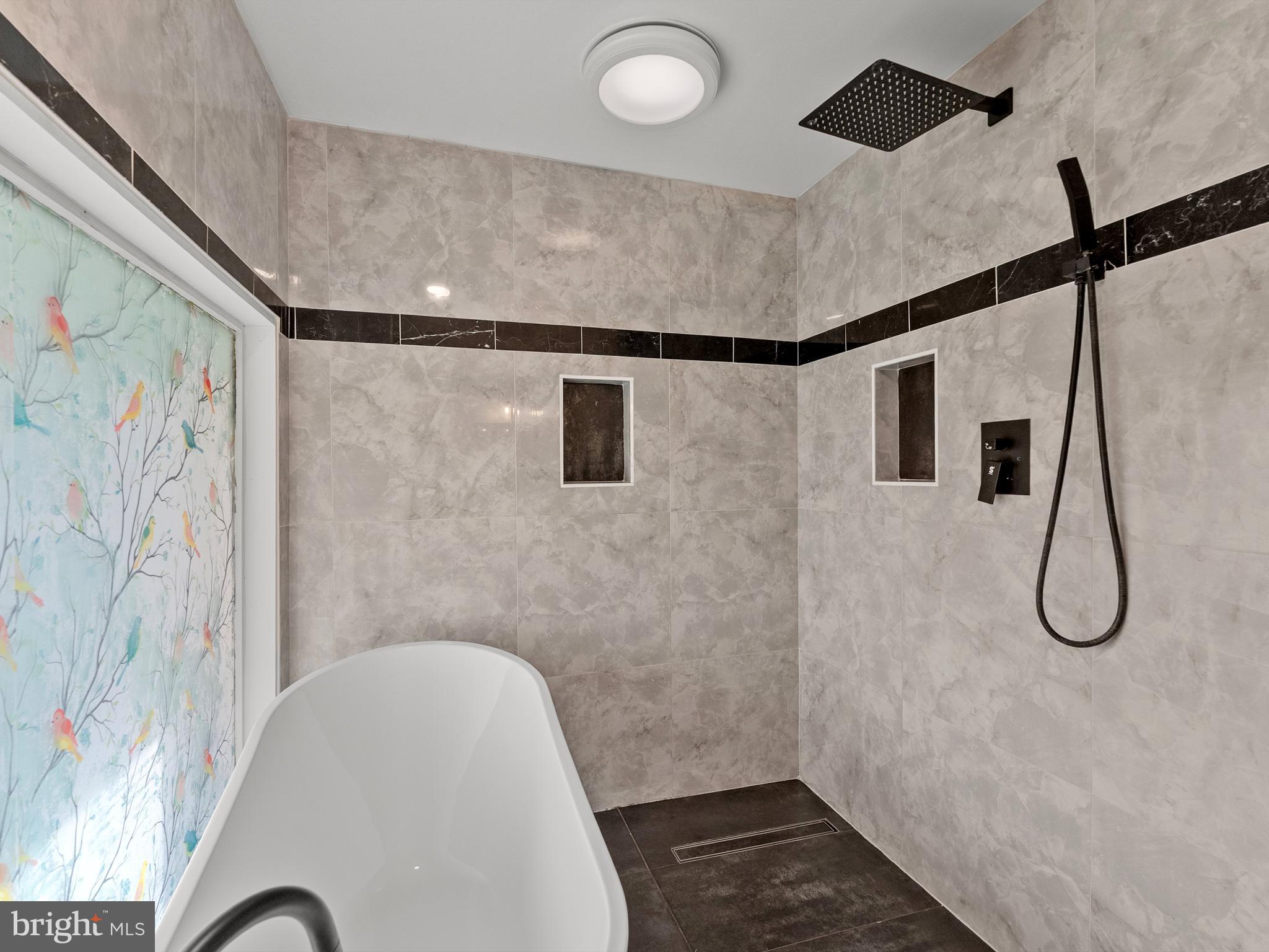 MELVILLE - Residential Lease