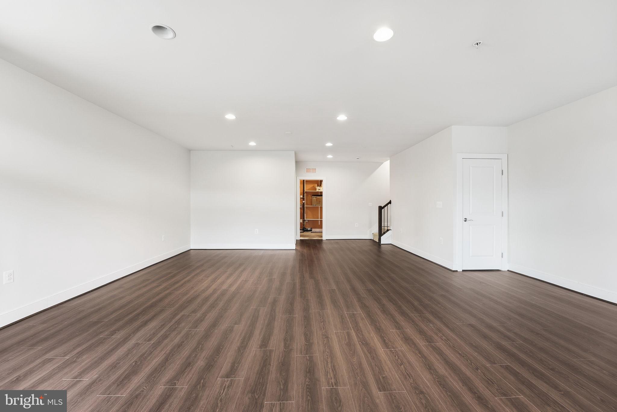 POTOMAC YARD - Residential Lease