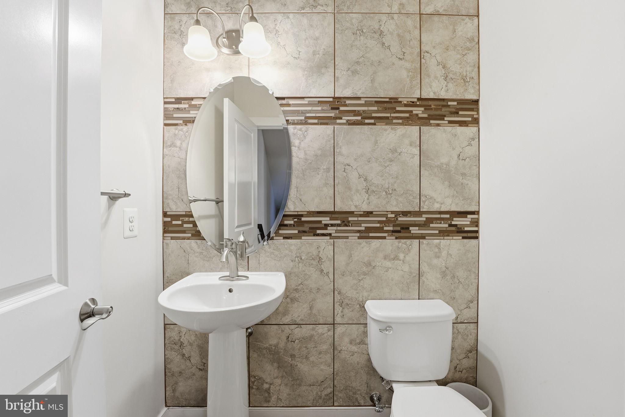 POTOMAC YARD - Residential Lease