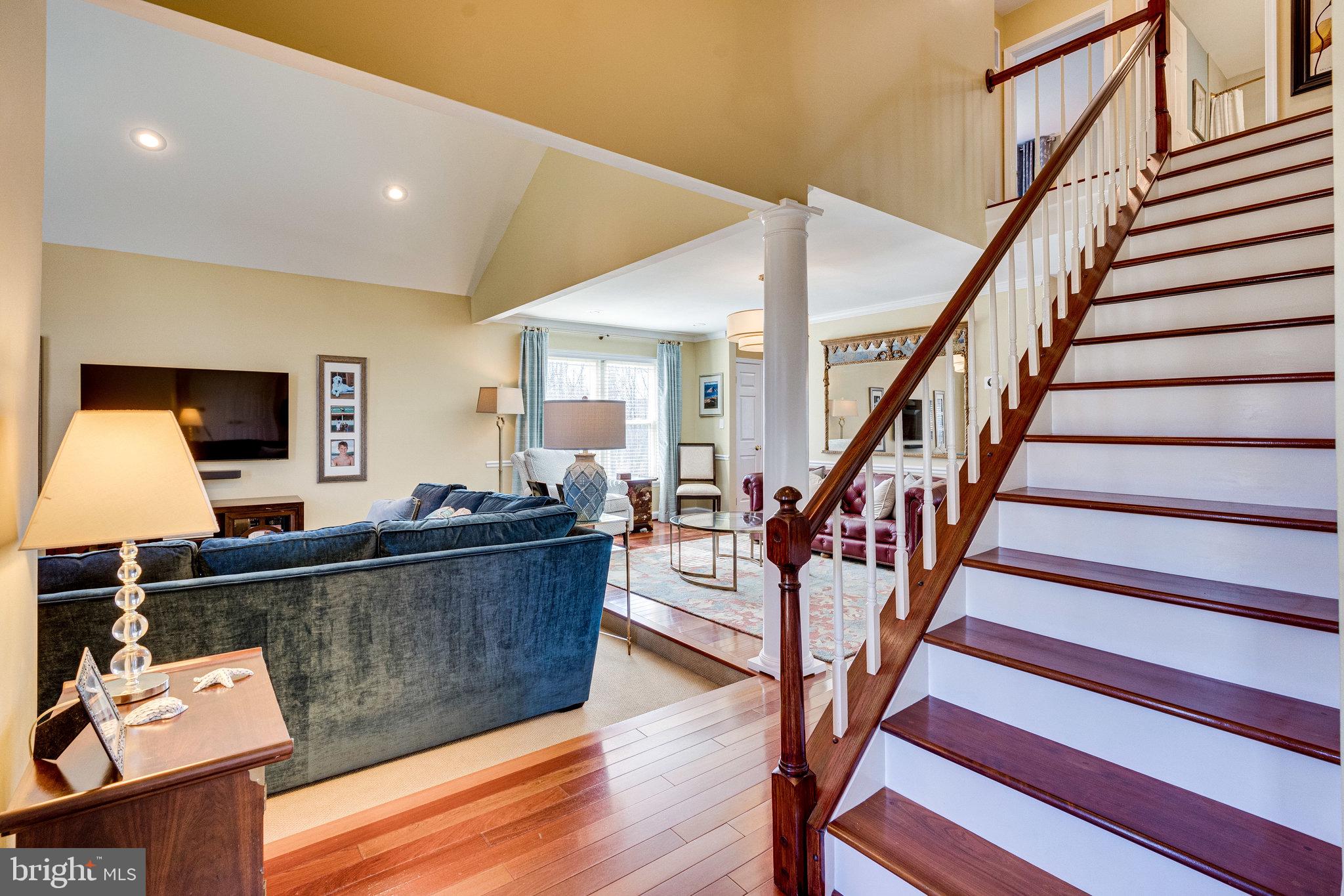 CHANTILLY HIGHLANDS - Residential