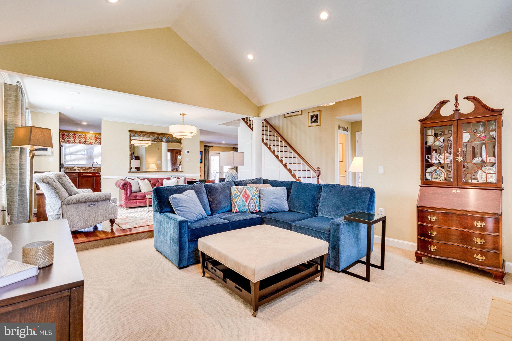 CHANTILLY HIGHLANDS - Residential