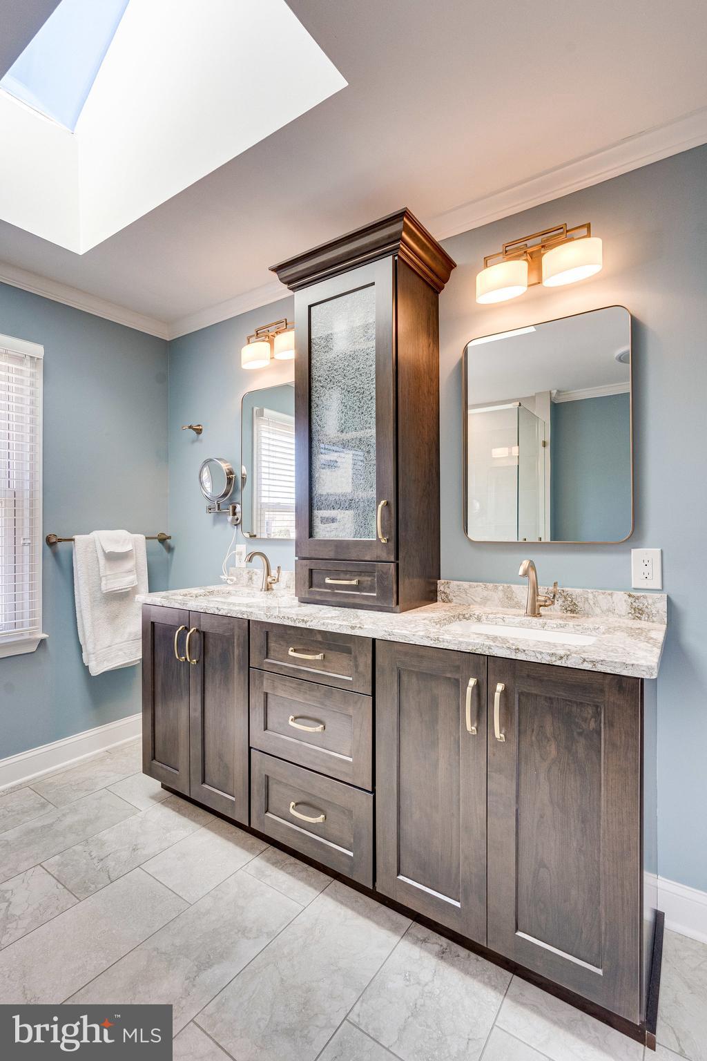 CHANTILLY HIGHLANDS - Residential