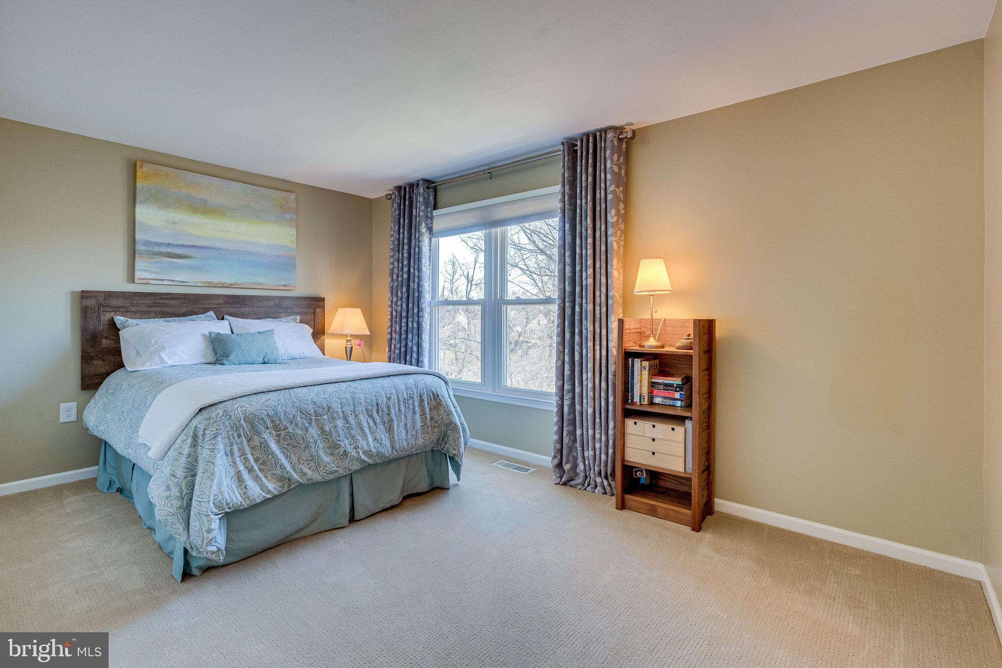 CHANTILLY HIGHLANDS - Residential