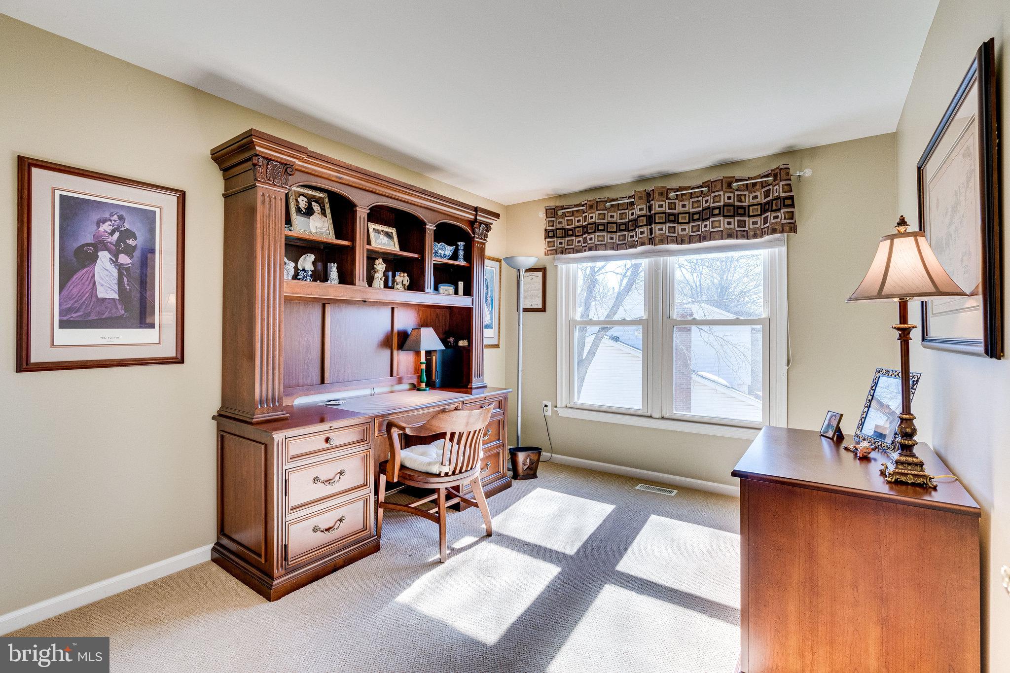 CHANTILLY HIGHLANDS - Residential